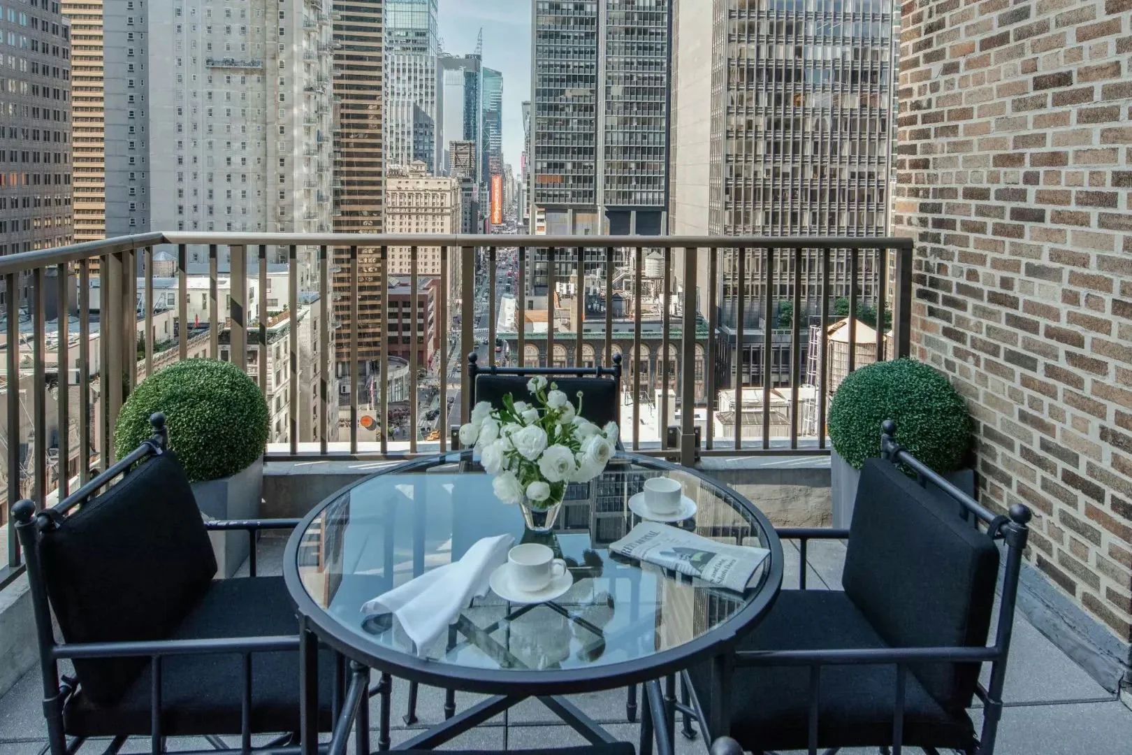 Iconic NYC Getaway: 1-Night in the City - Image 15
