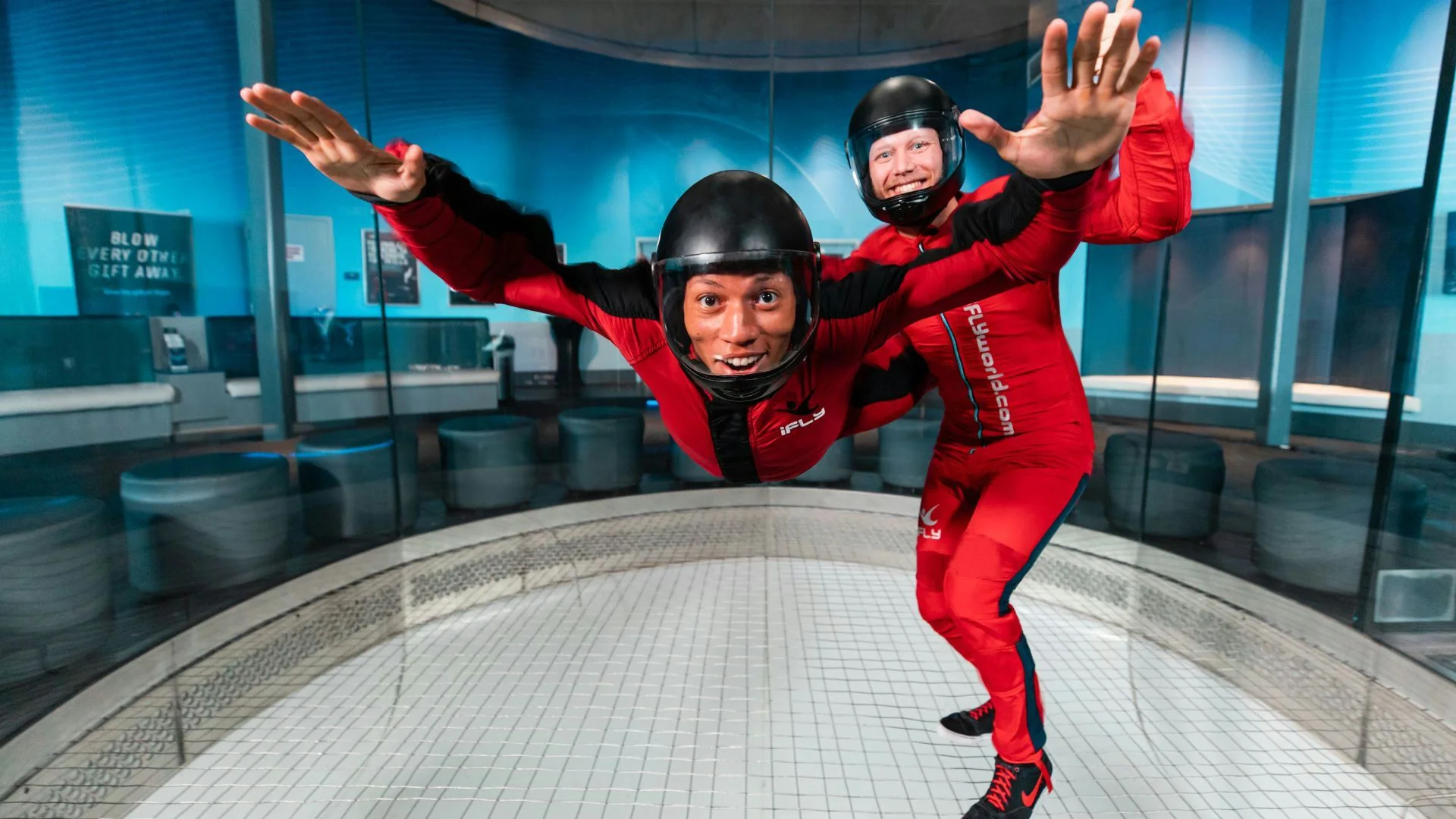 iFLY Indoor Skydiving in San Diego - Image 4