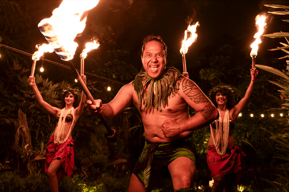 Ignite the Night Isle Dinner & Show Riverboat Cruise - Image 2