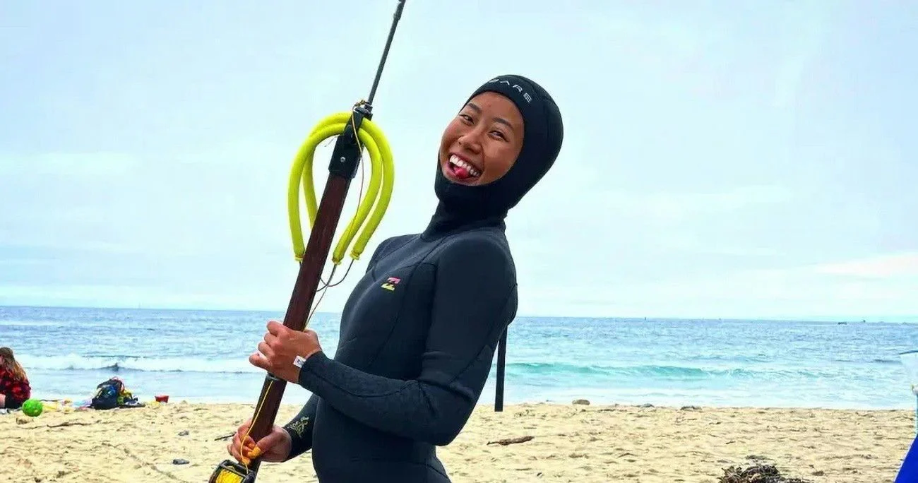 Kelp Forest Spearfishing Adventure - Image 6