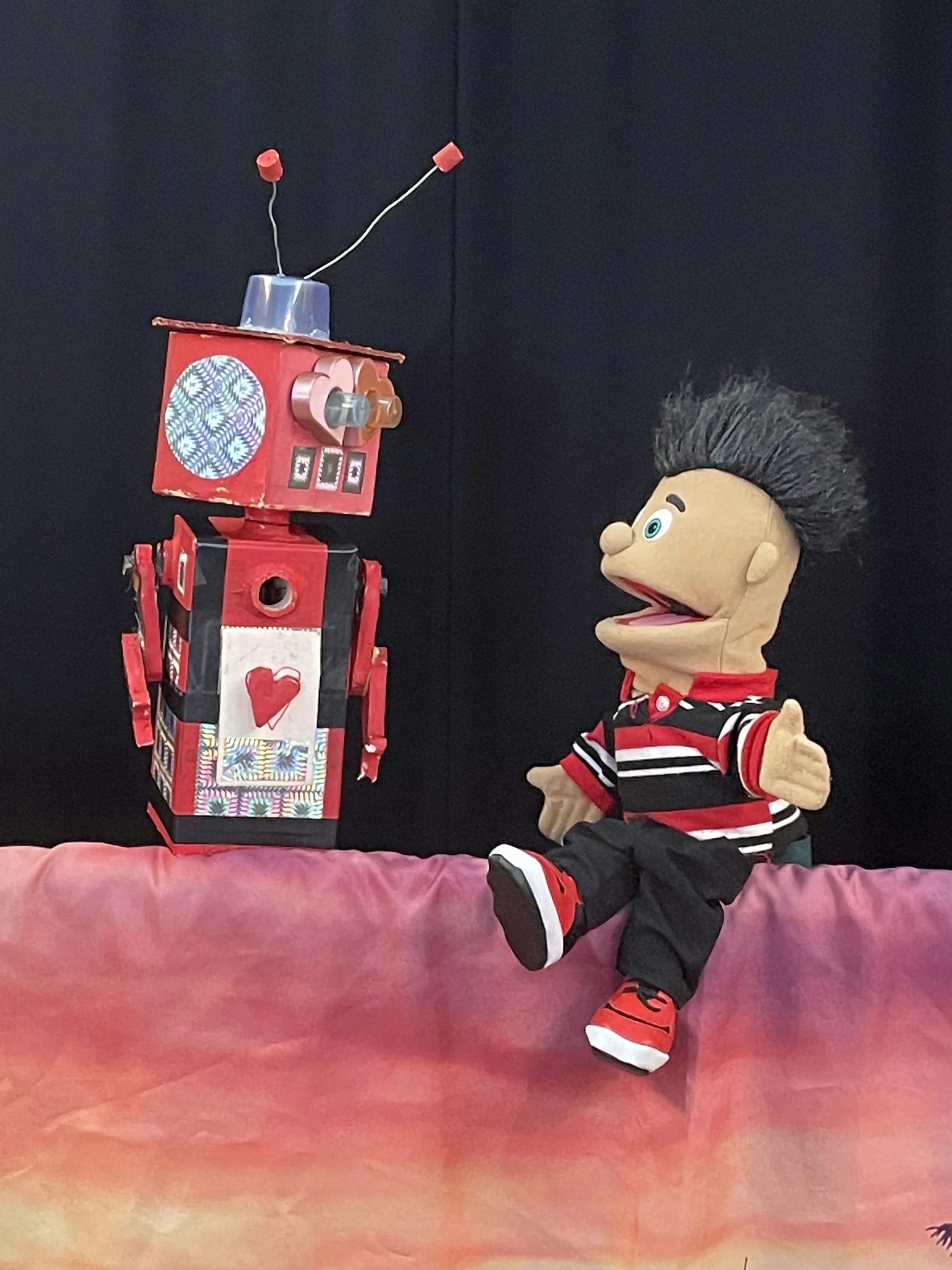 Kids Puppet Show with Music and Crafts - Image 5