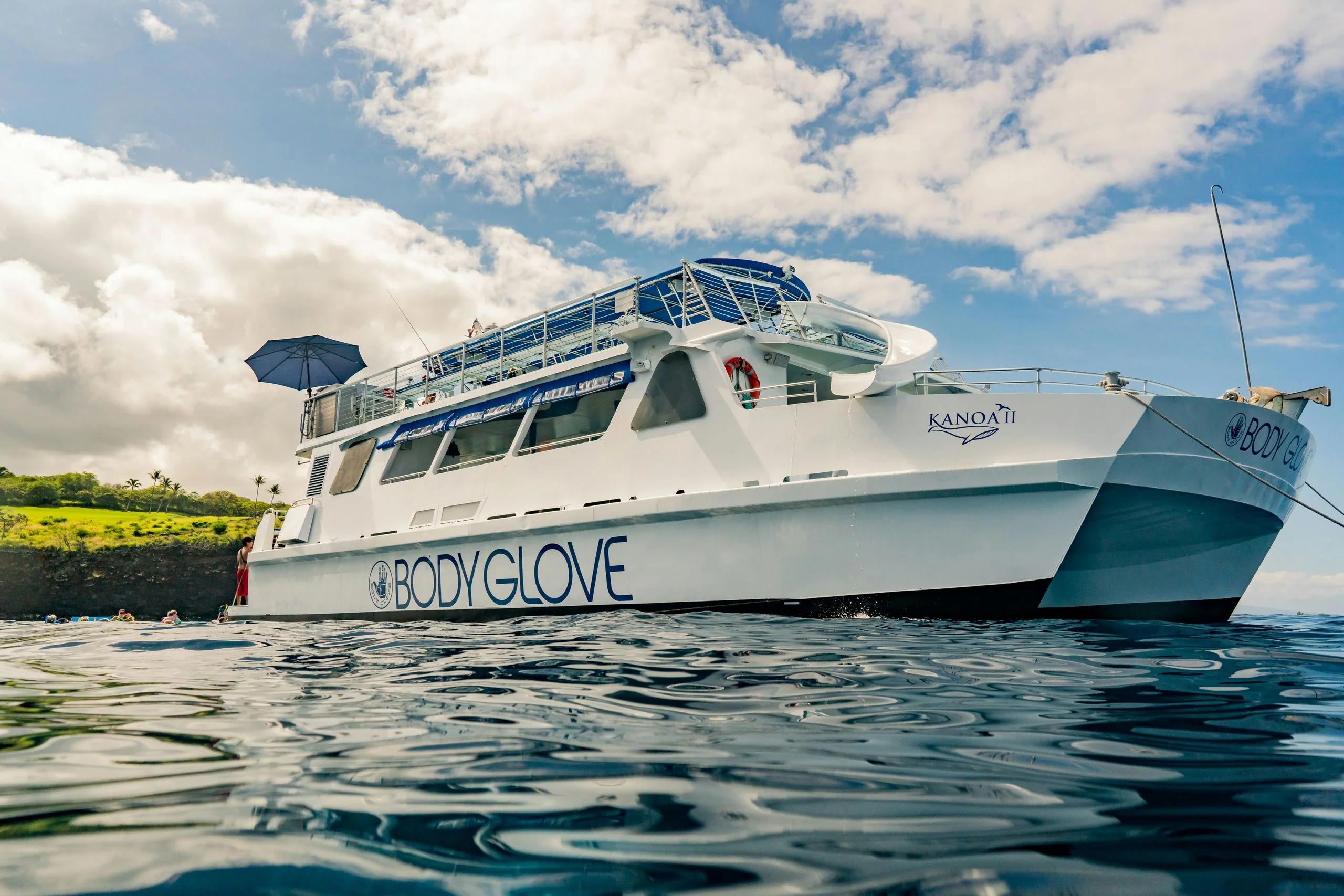 Kona Coast Deluxe Snorkel & Dolphin Watch with Food - Image 2