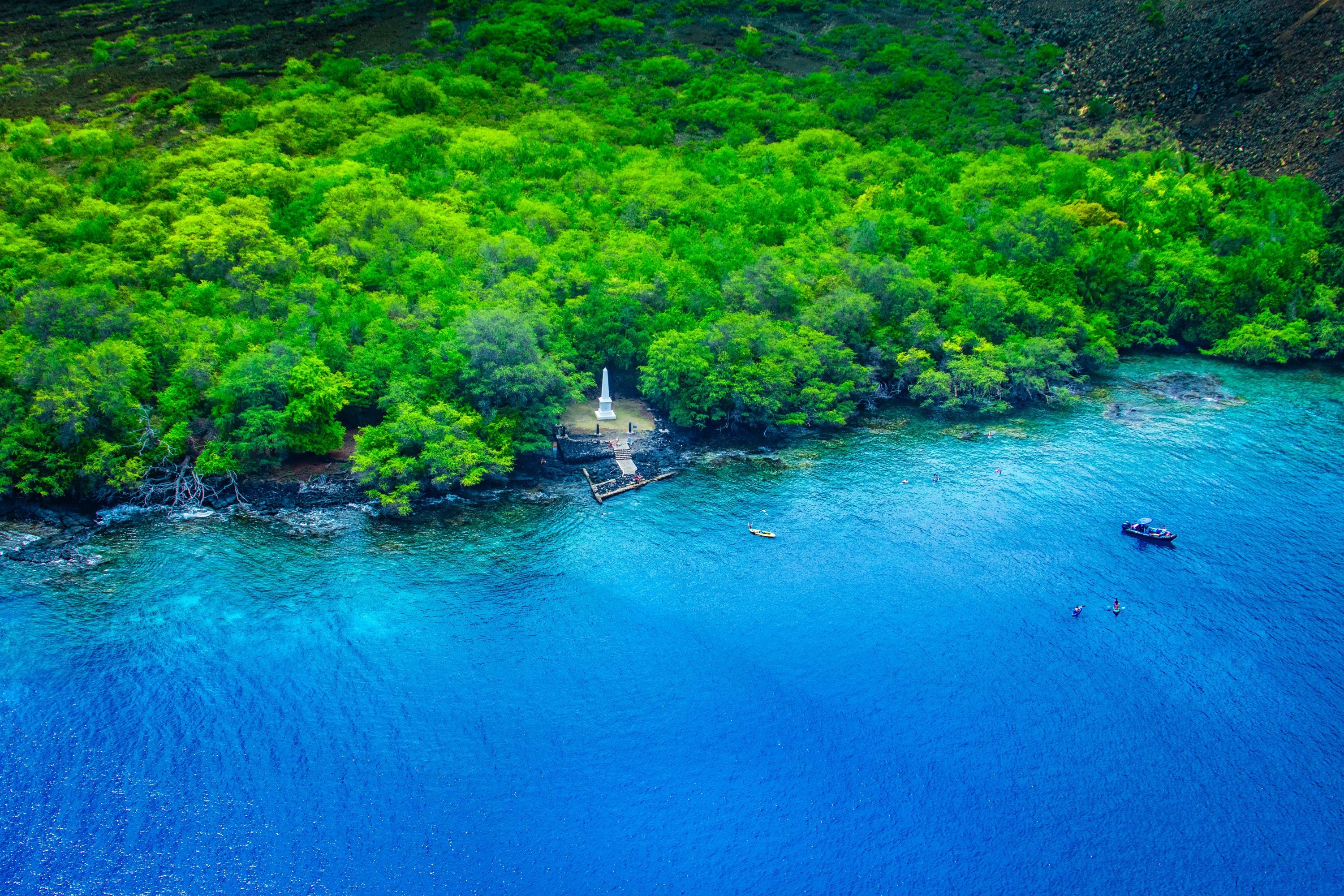 Kona Coast Scenic Helicopter Tour - Image 4