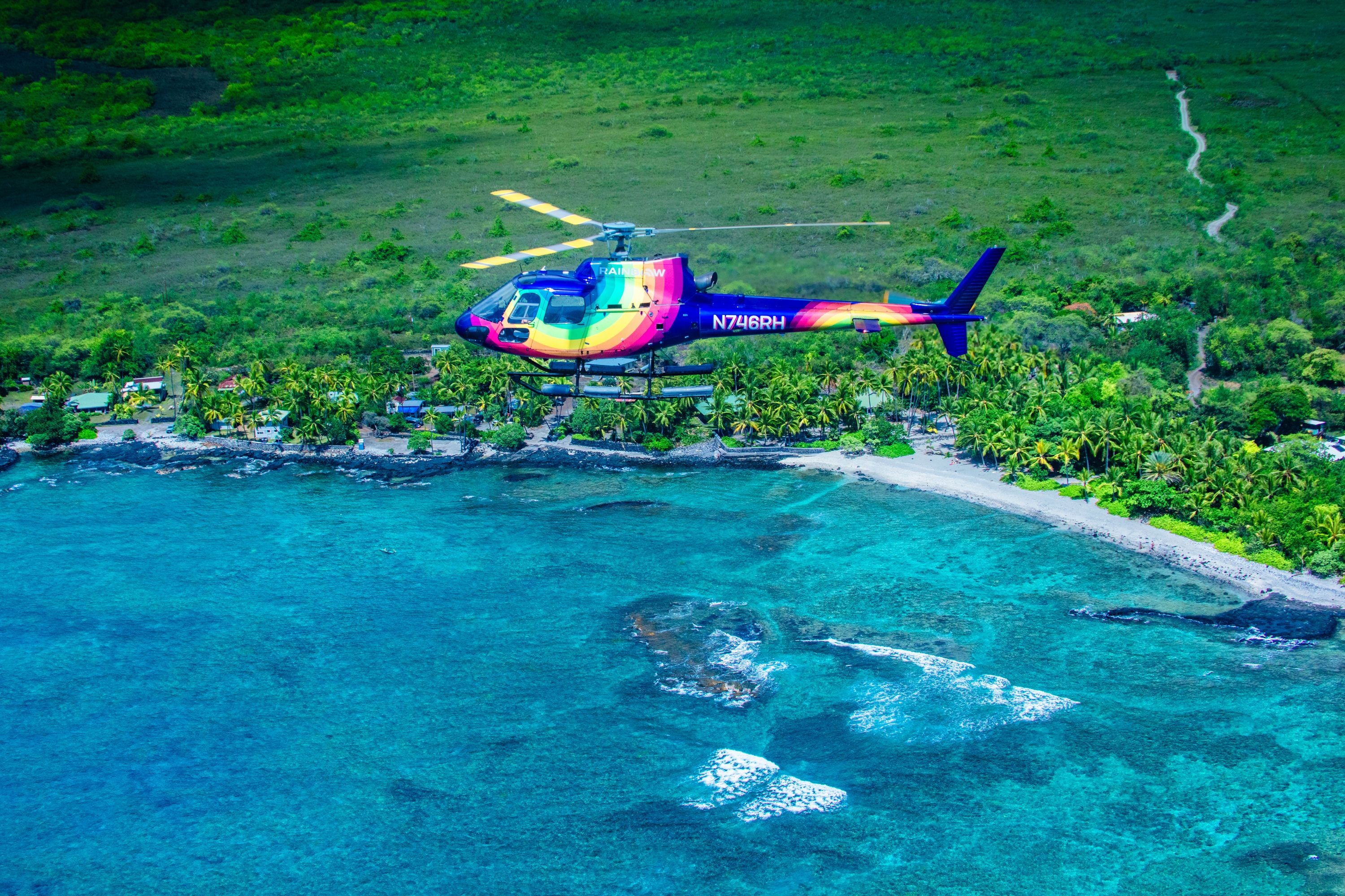 Kona Coastal Sights Unseen Helicopter Tour - Image 7
