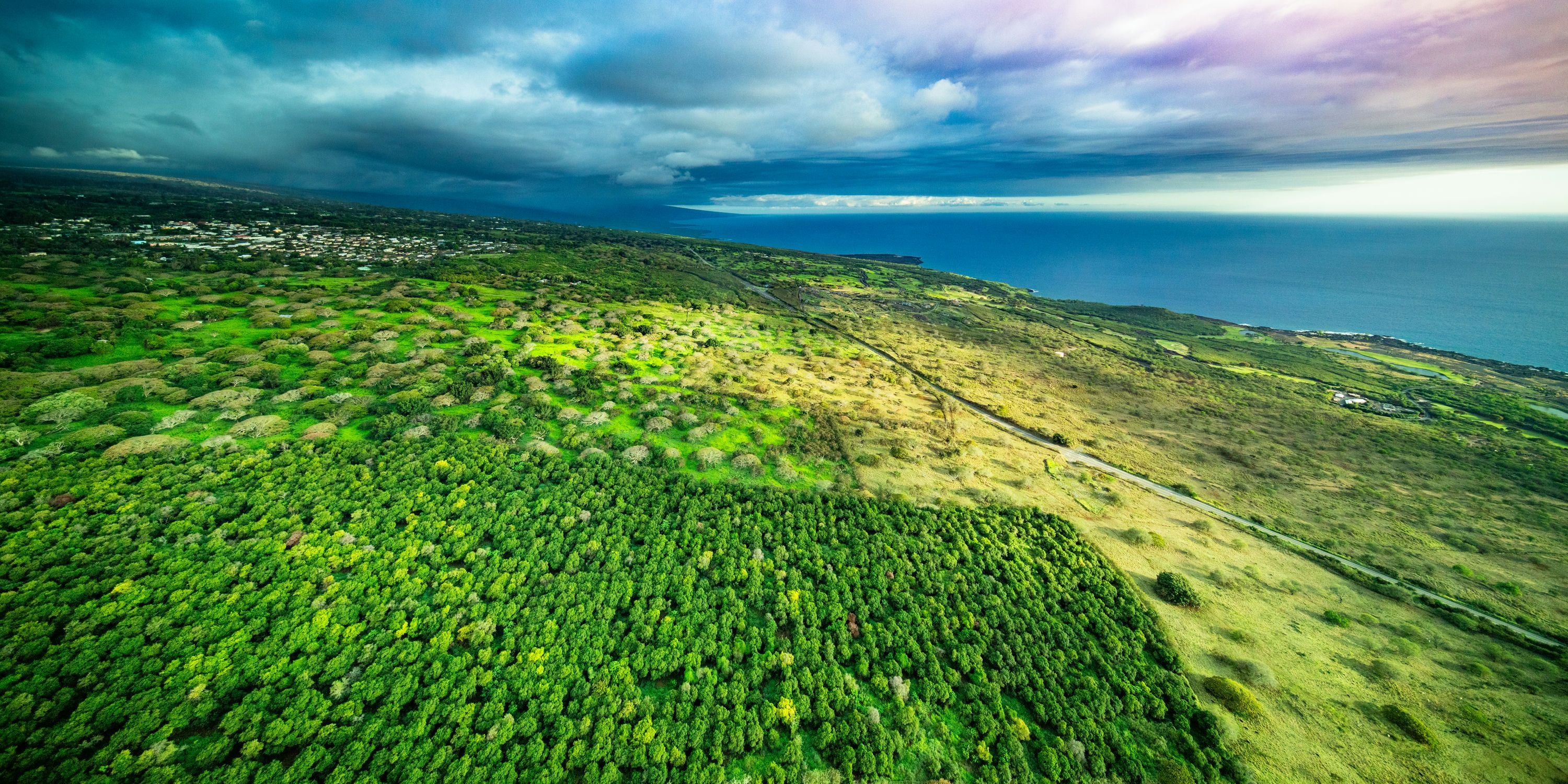Kona Coastal Sights Unseen Helicopter Tour - Image 9