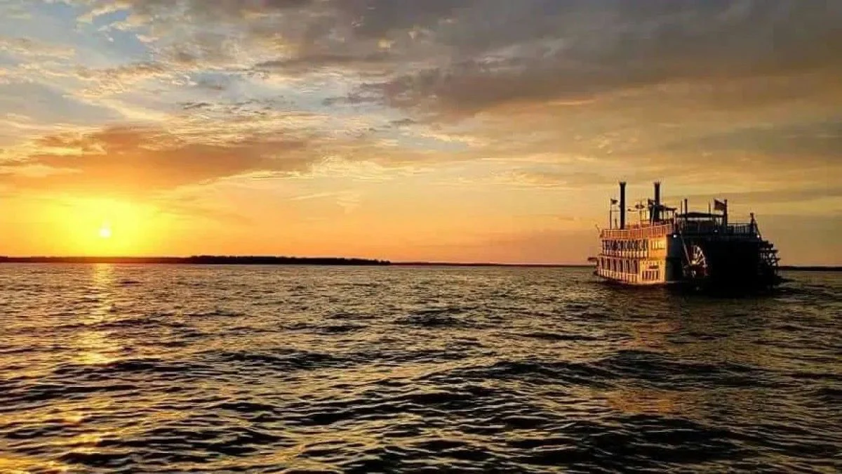 Lake Conroe Sunset Cruise