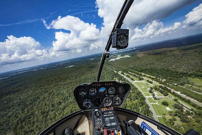 Learn to Fly an R22 Helicopter near Orlando - Image 3