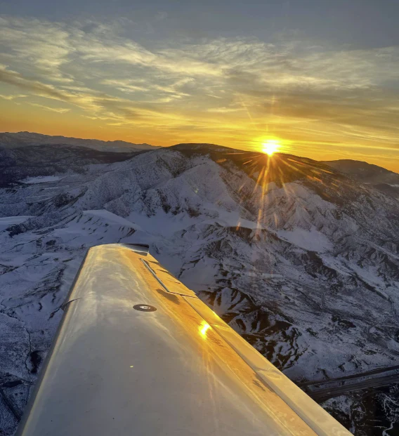Learn to Fly a Multi-Engine Plane in Los Angeles - Image 2