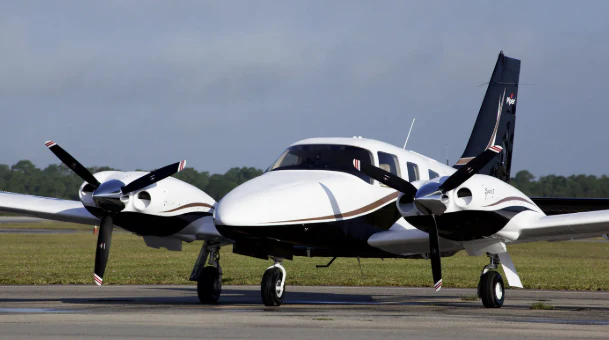 Learn to Fly a Multi-Engine Plane in Los Angeles - Image 3