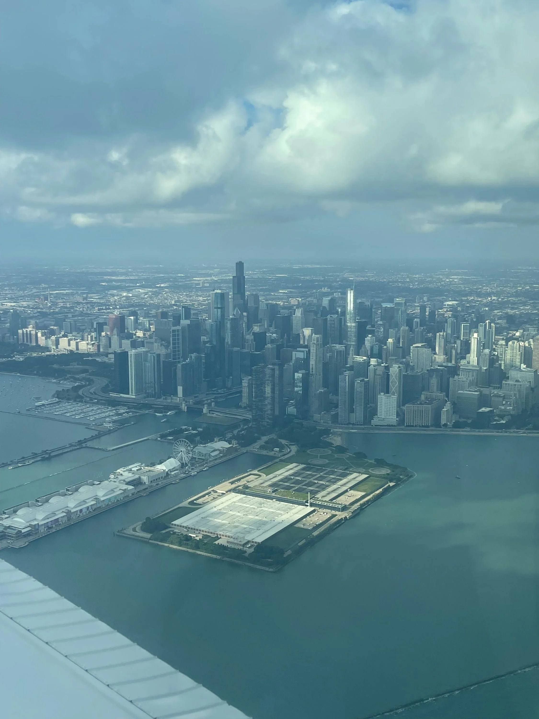 Learn to Fly a Plane in Chicago - Downtown Adventure Flight for 2 - Image 13