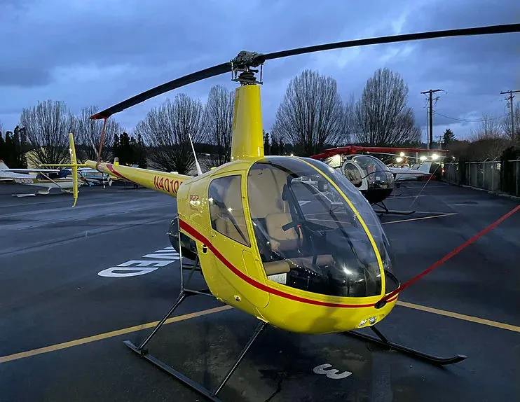 Learn to Fly an R22 Helicopter near Seattle - Image 5