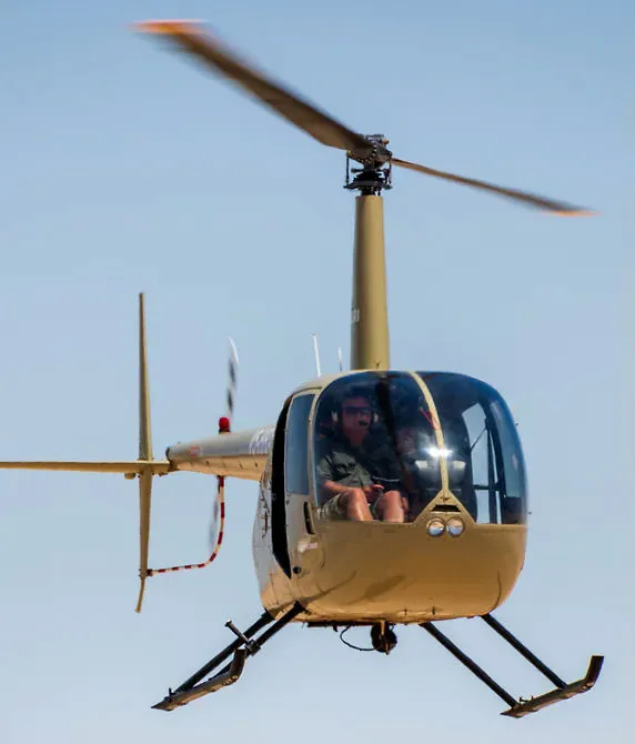 Learn to Fly an R44 Helicopter near Seattle - Image 4