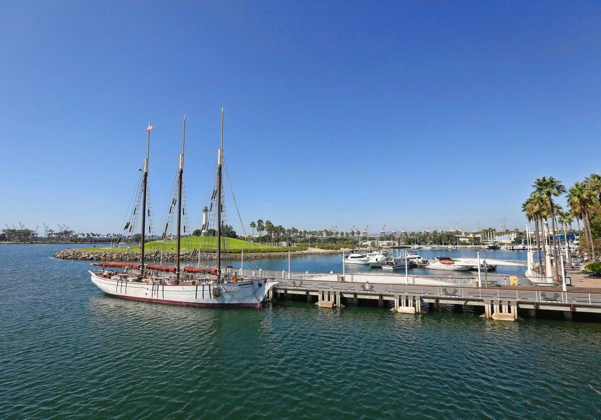 Long Beach Premier Brunch Cruise with Bottomless Mimosa - Image 9
