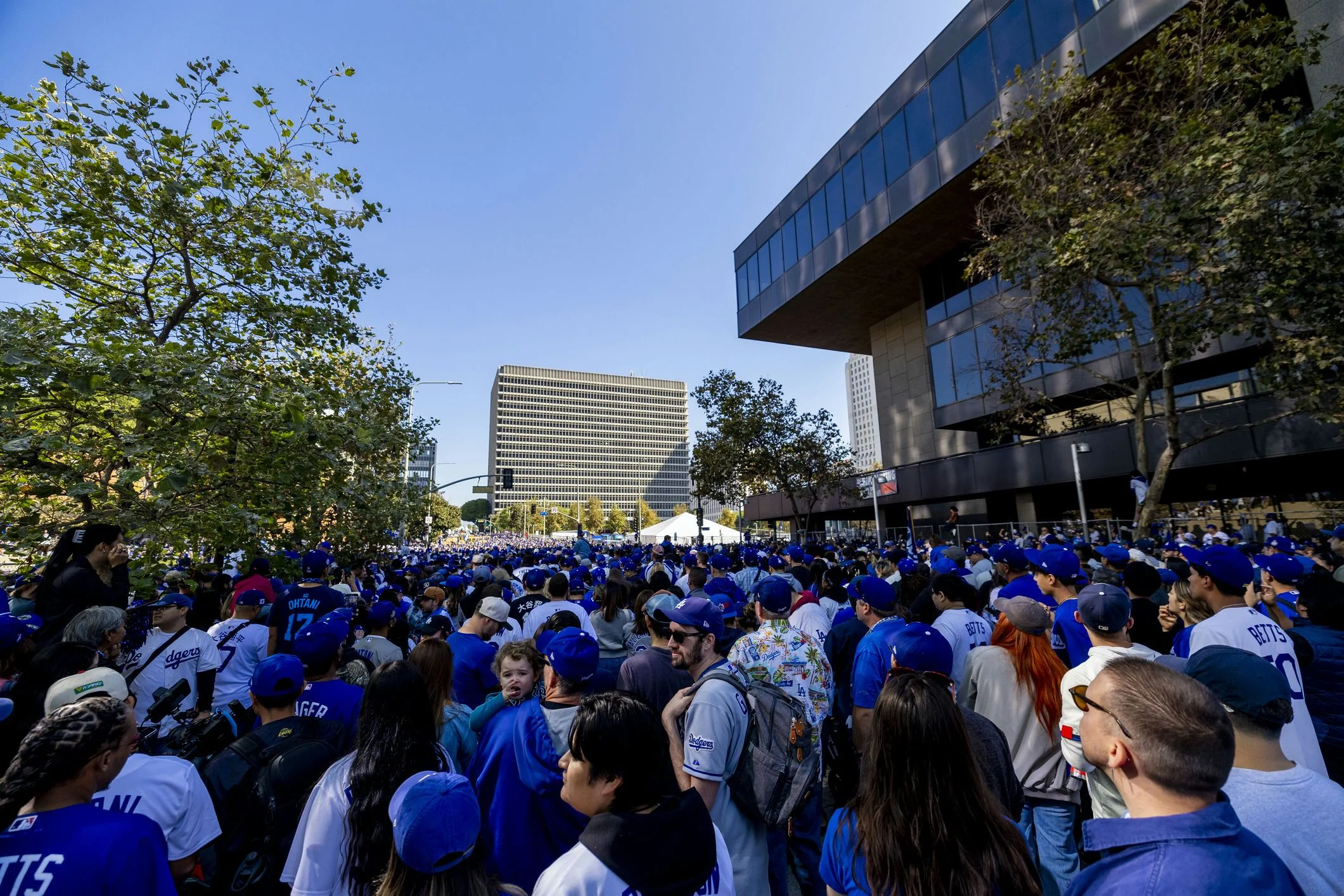 Los Angeles Dodgers Tickets - Image 2
