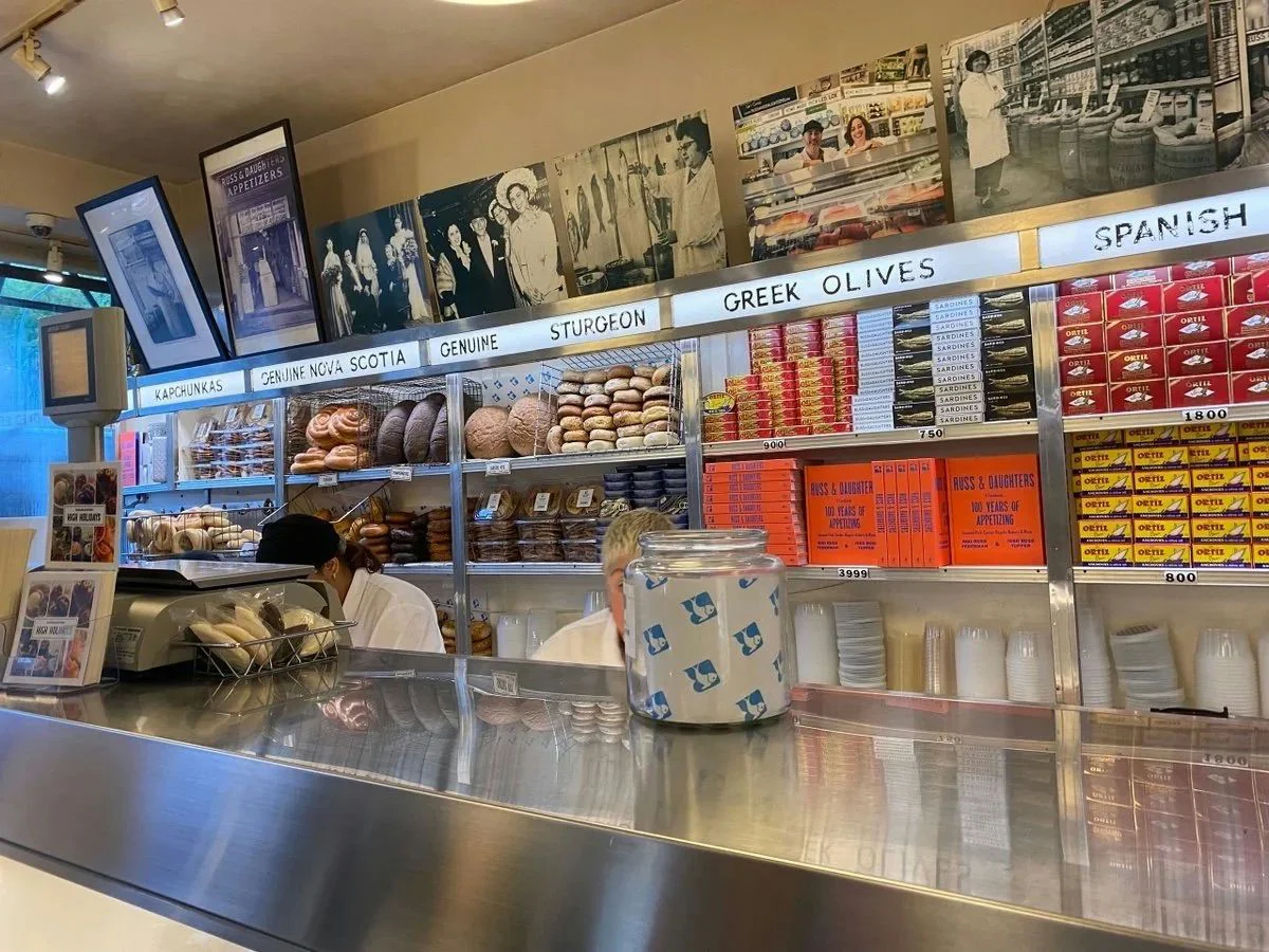 Lower East Side Premium Deli Food Walking Tour with Museum Entry - Image 3