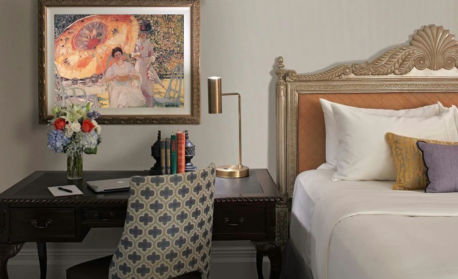 Luxury New England Getaway: One-Night Hotel Stay - Image 5