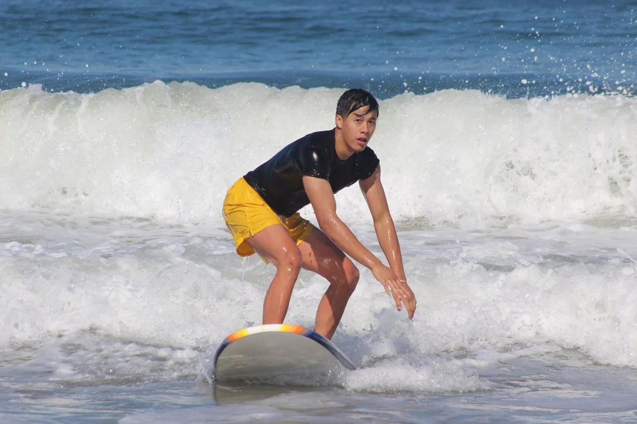 Malibu Beach Surf Tour in a Vintage VW Van - Image 4