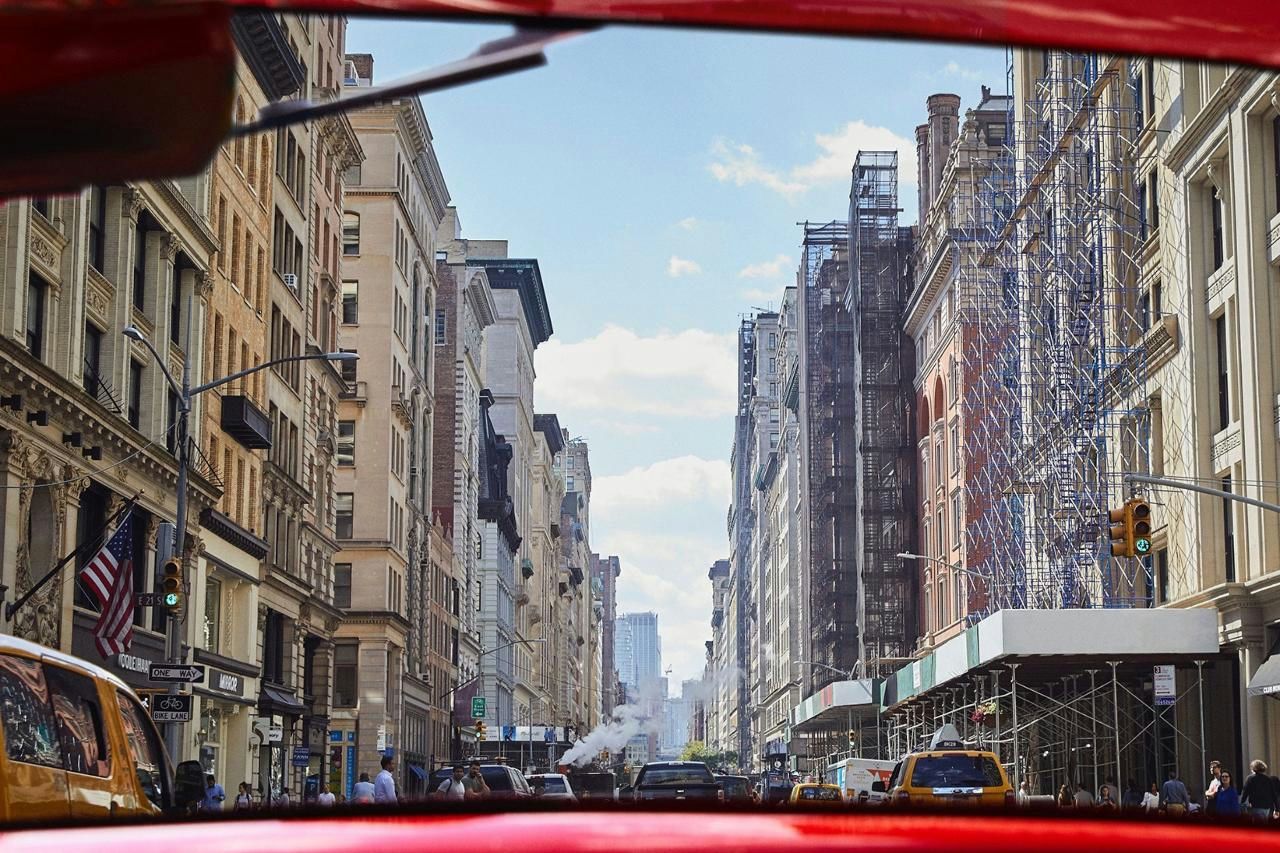 Manhattan Vintage Car Tour - Image 5