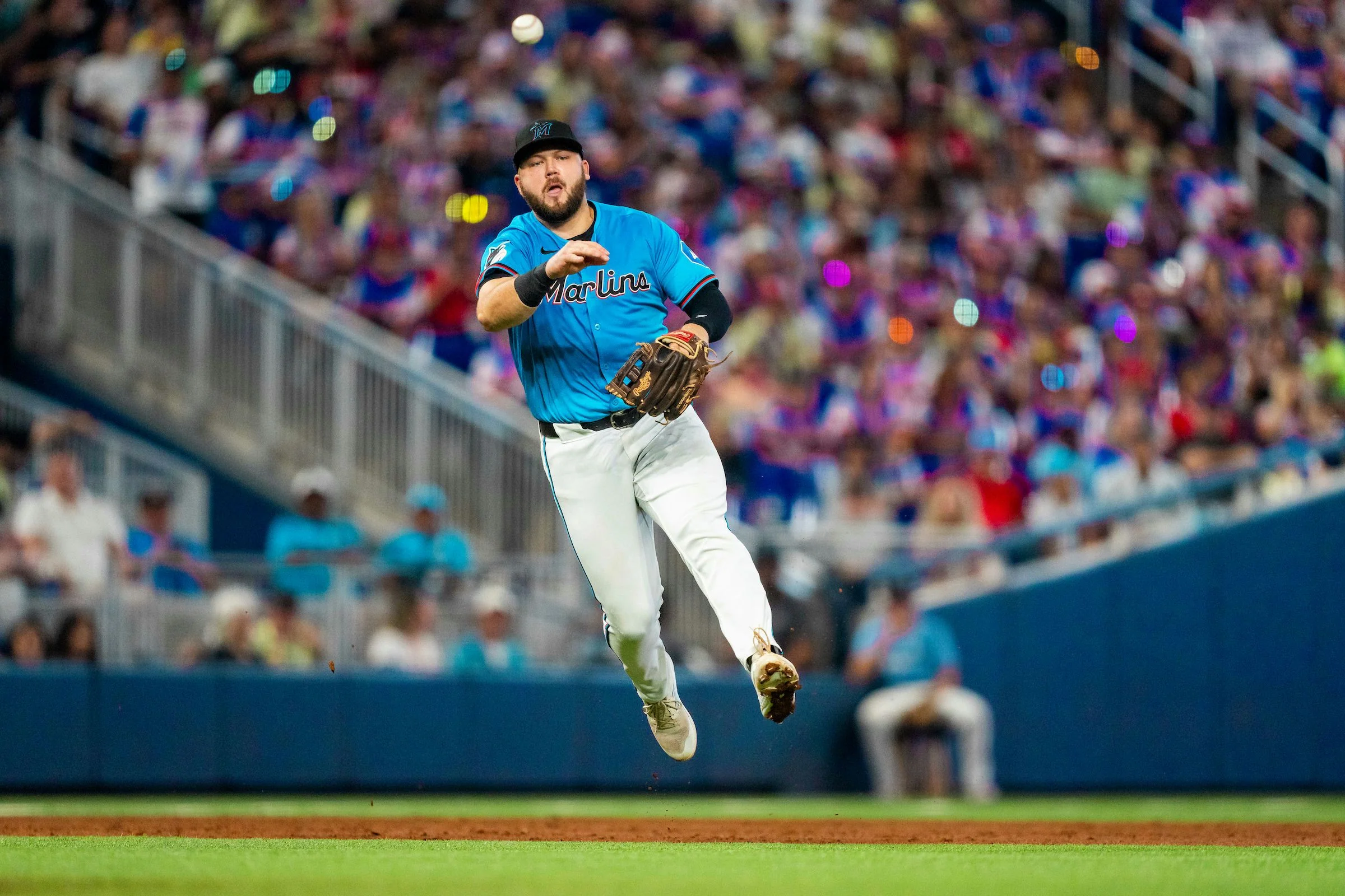 Miami Marlins Baseline VIP All-Inclusive Tickets - Image 4