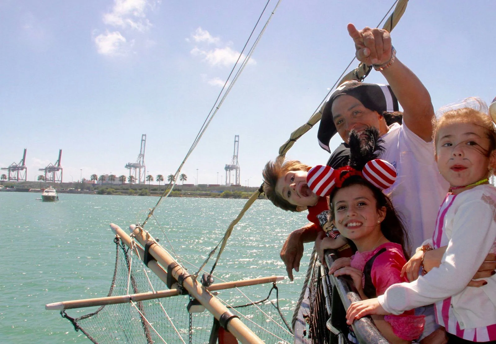 Miami Pirate Boat Sightseeing Tour - Image 3