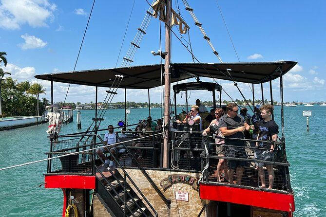 Miami Pirate Boat Sightseeing Tour - Image 4