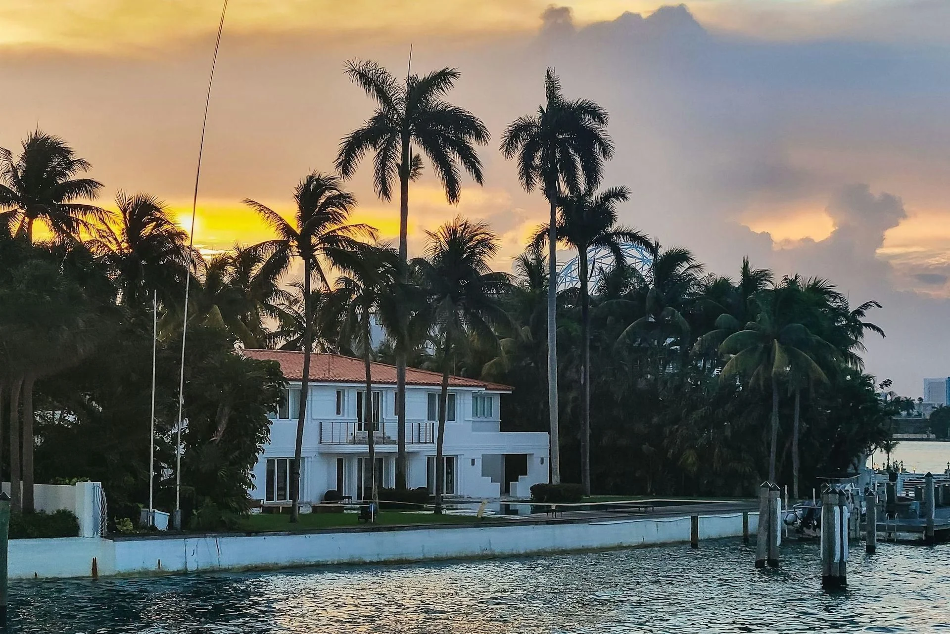 Private Sunset Speedboat Tour from Downtown Miami for up to 6 - Image 4