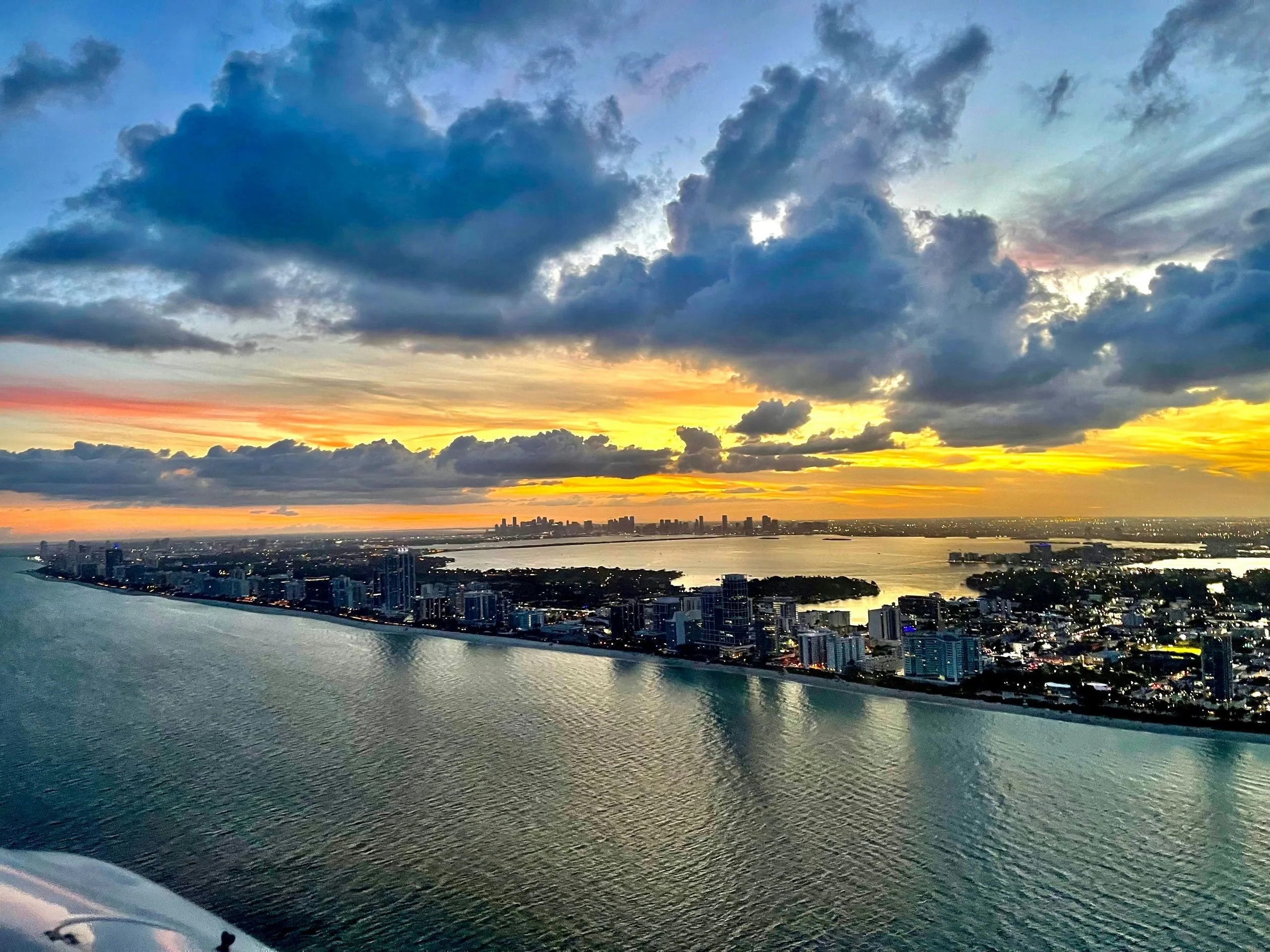 Miami Sunset Private Airplane Tour with Champagne - Image 5