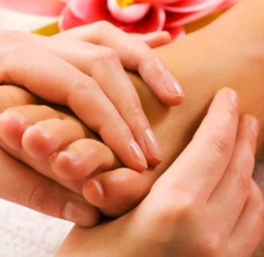 Mineral Salt Foot Scrub - Image 4