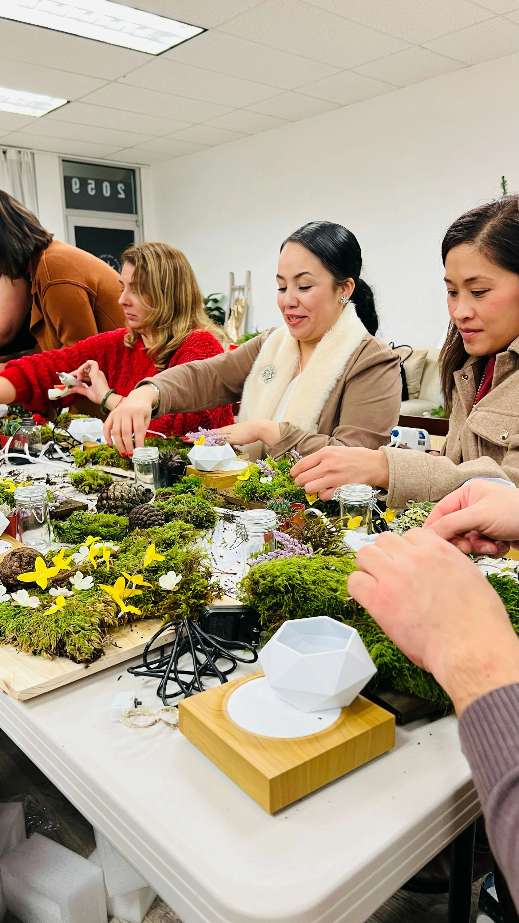 Moss Wall Art Workshop in San Francisco - Image 2