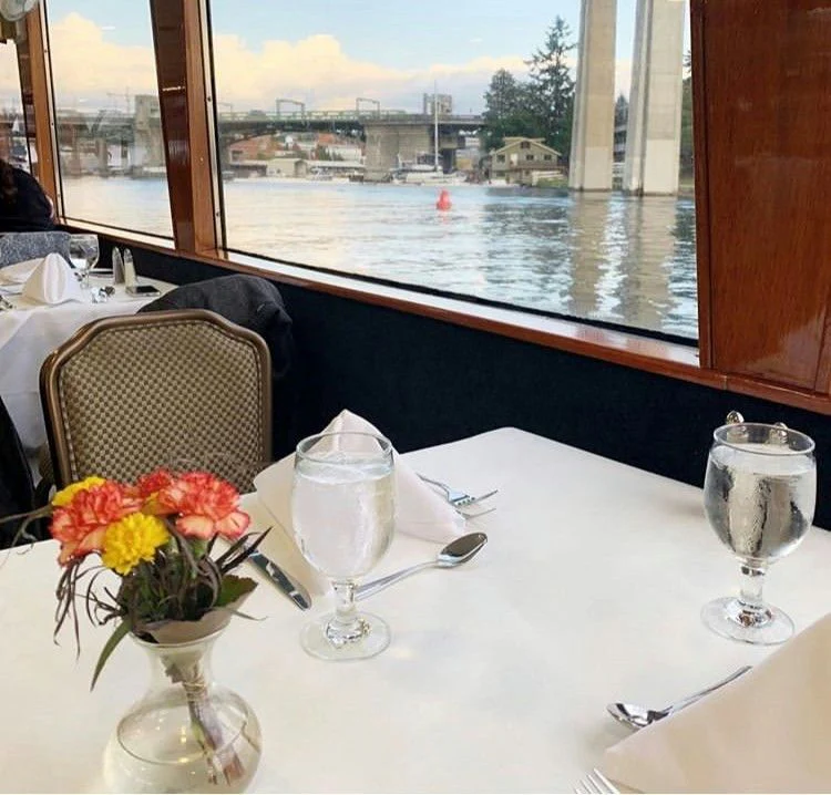 Mother's Day Dinner Cruise for 2 - Image 7
