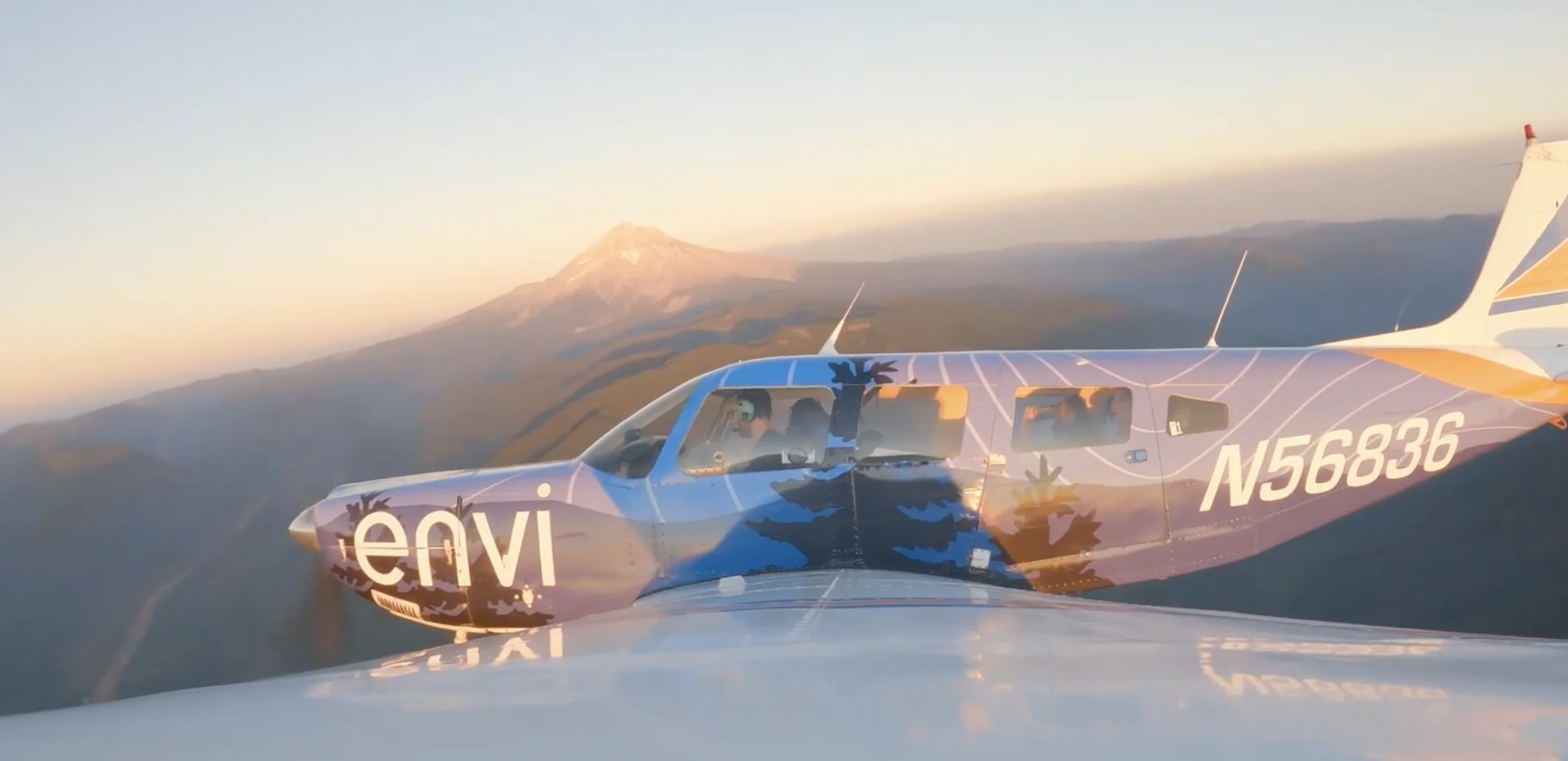 Mount Hood, Falls & River Plane Tour - Image 2