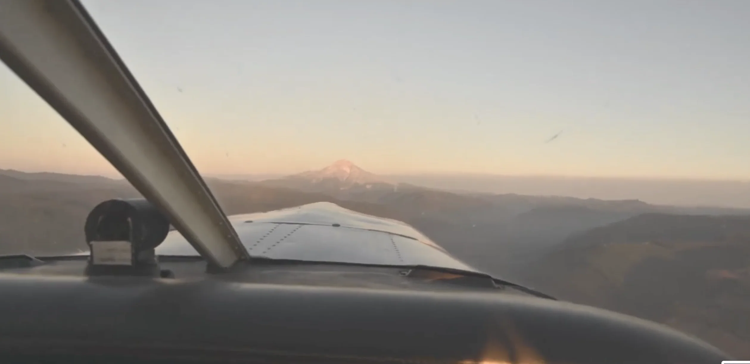 Mount Hood, Falls & River Plane Tour - Image 3