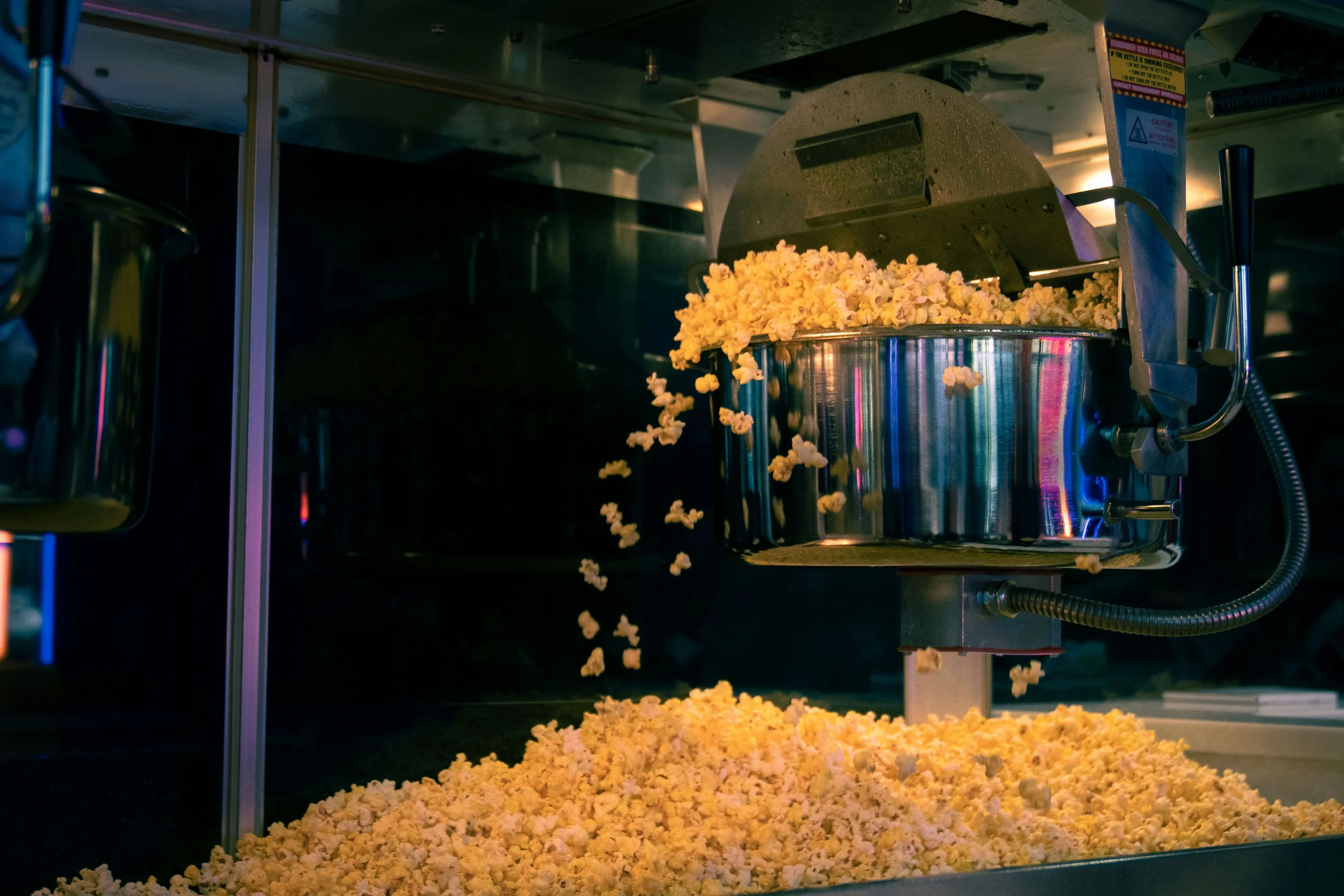 Movie Date Night for two with popcorn - Image 4