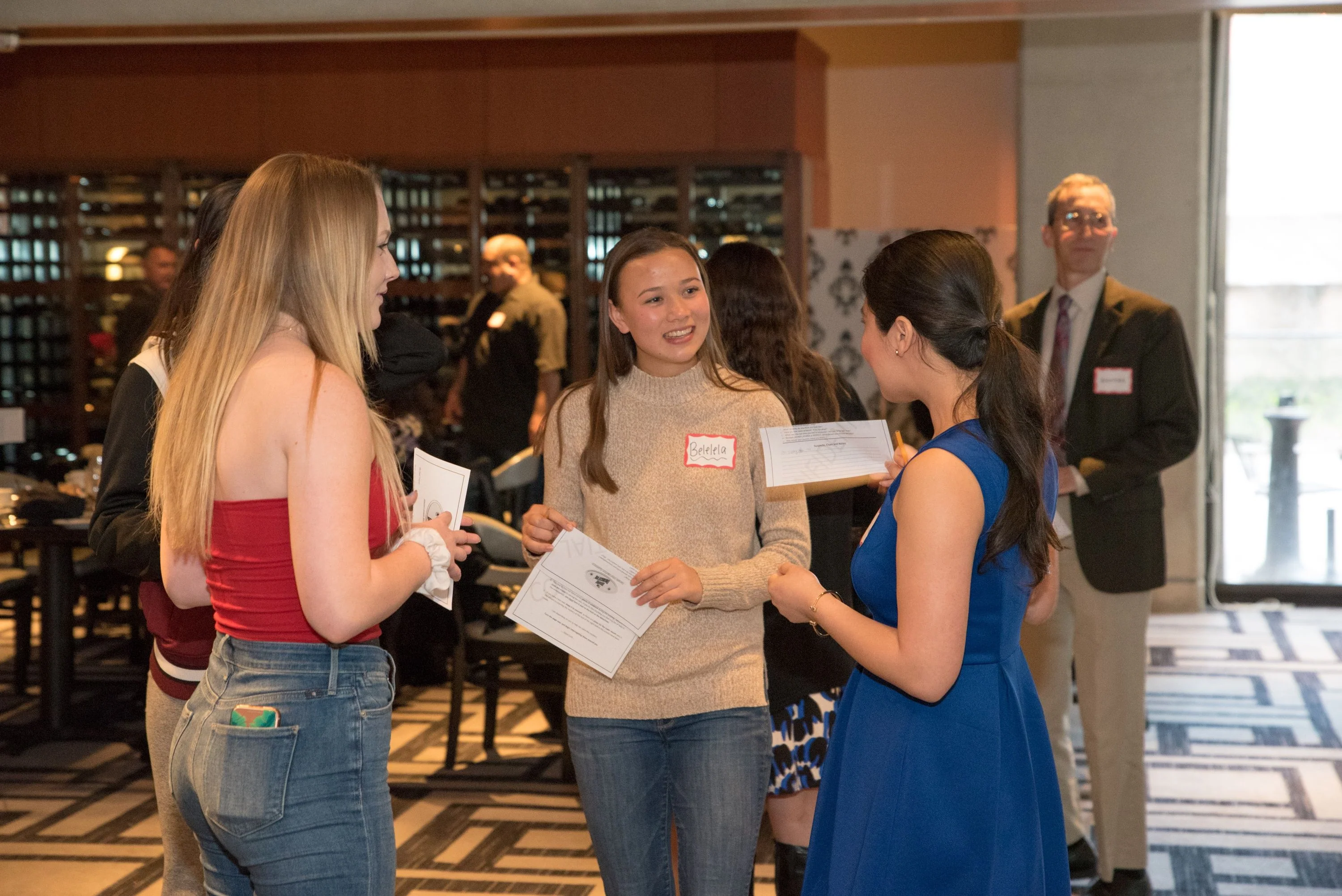 Miami Murder Mystery Dinner Show - Image 4