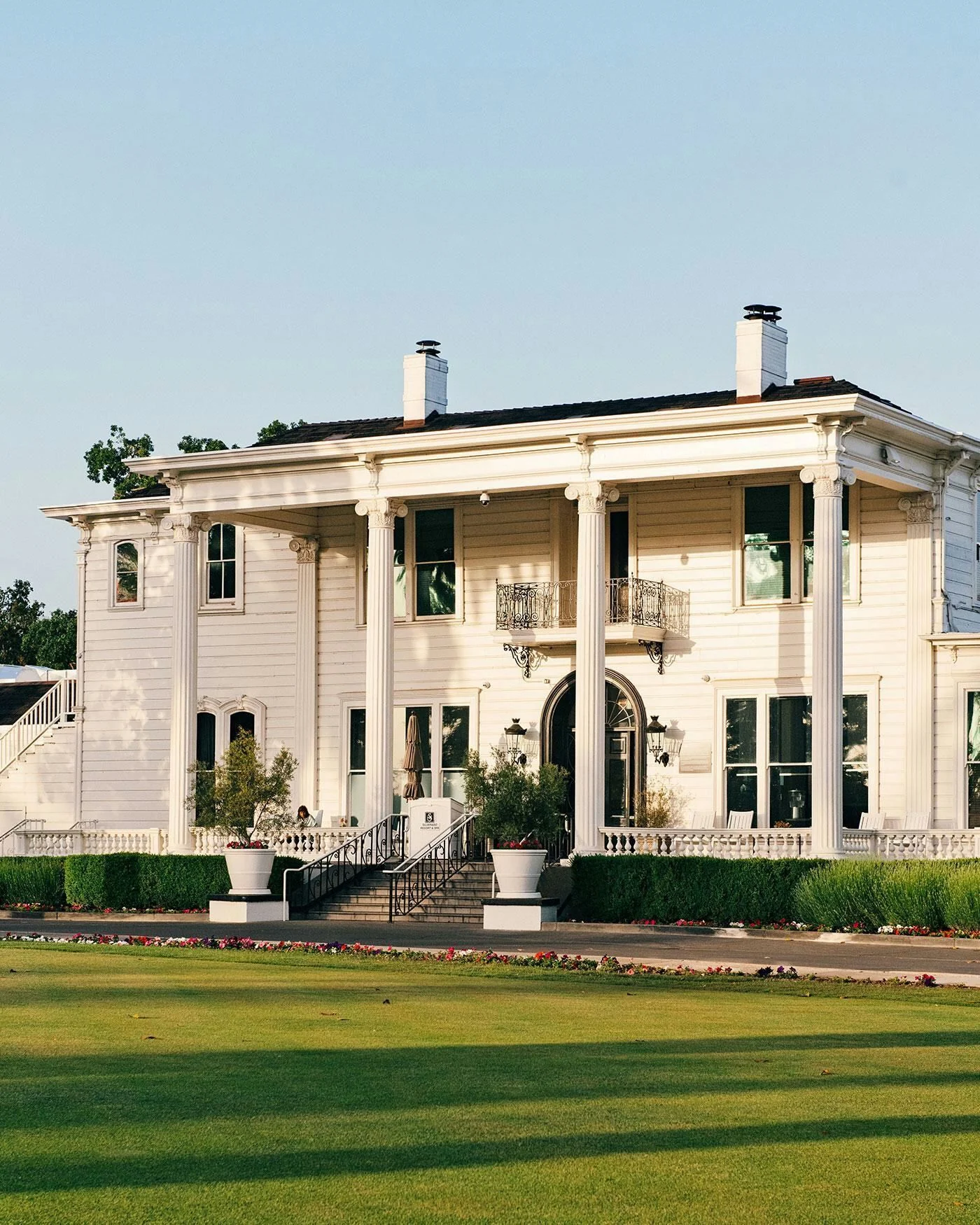 Napa Valley Escape: 1-Night Wine Country Getaway - Image 3