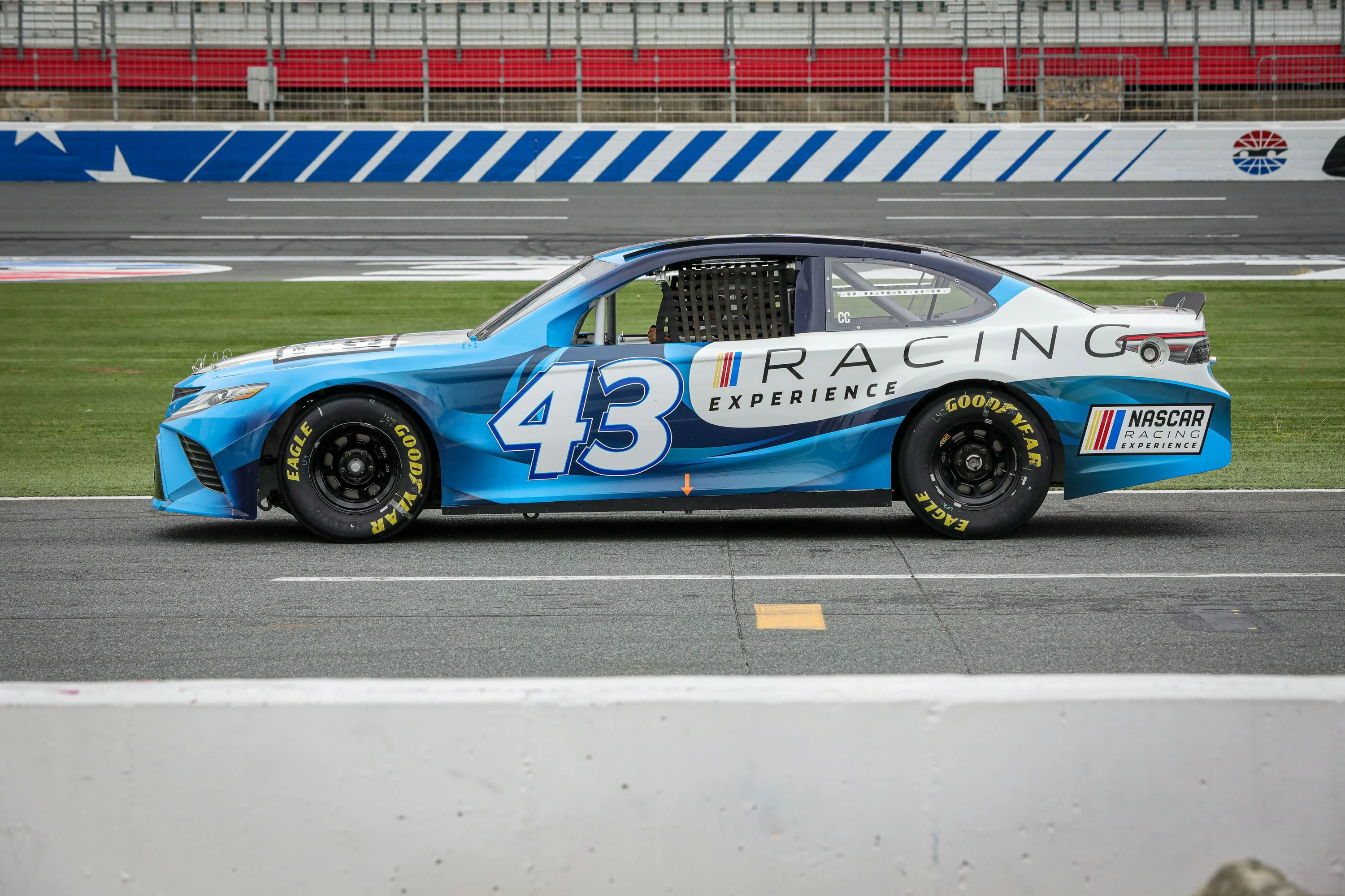 NASCAR Ride Along - Daytona International Speedway - Image 4