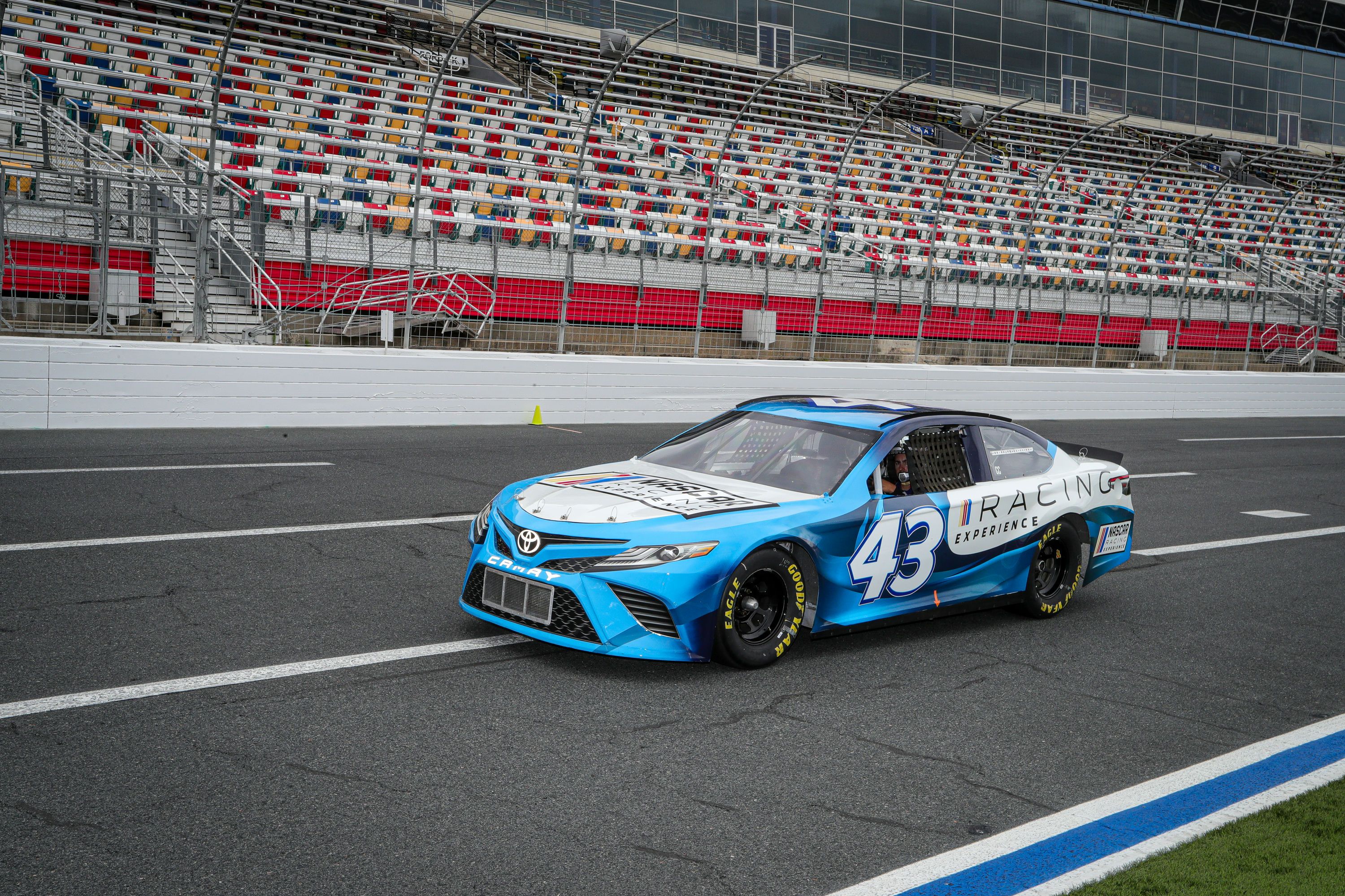 NASCAR Ride Along - Kentucky Speedway - Image 4