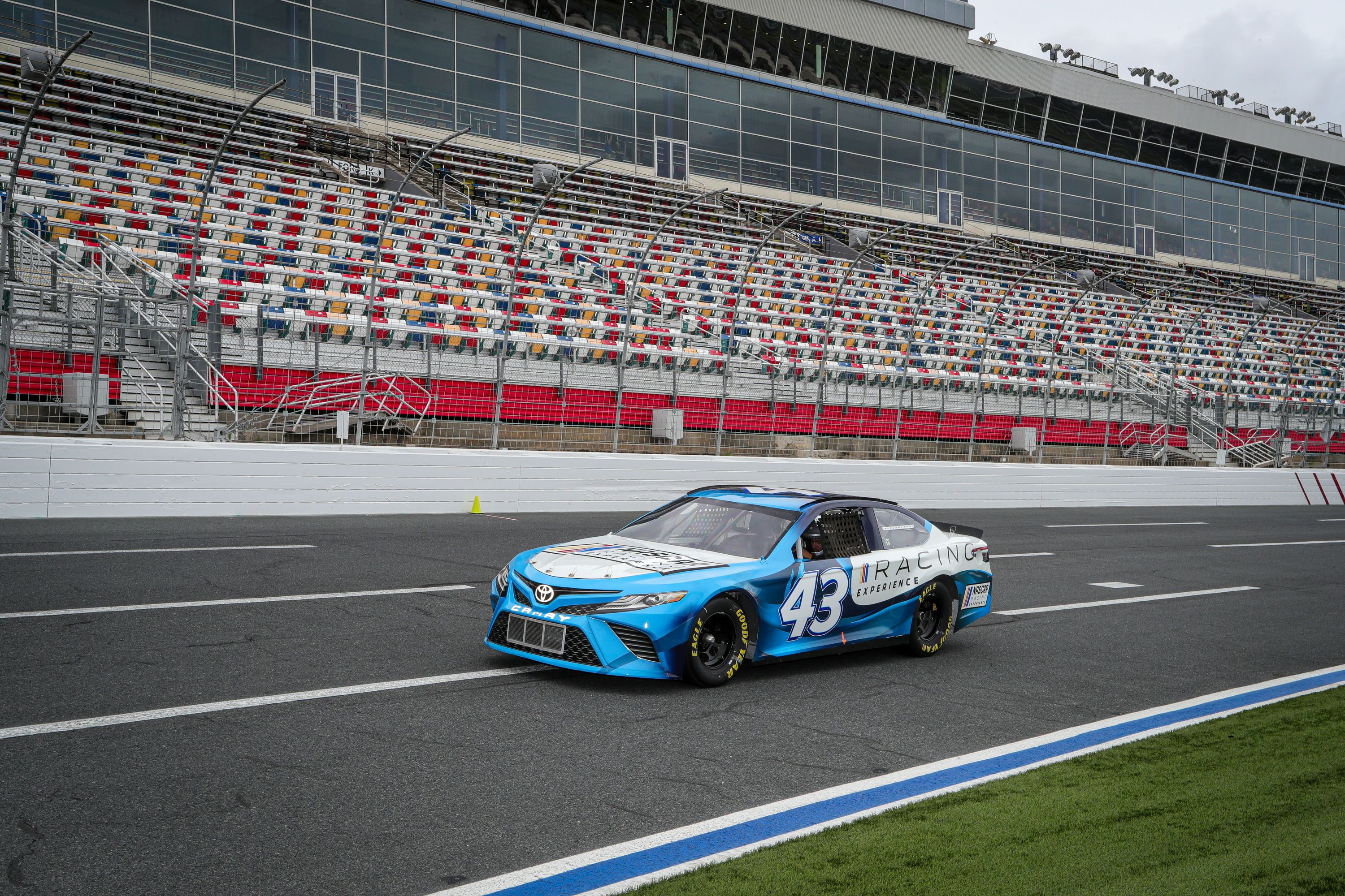NASCAR Ride Along - Talladega Superspeedway - Image 4