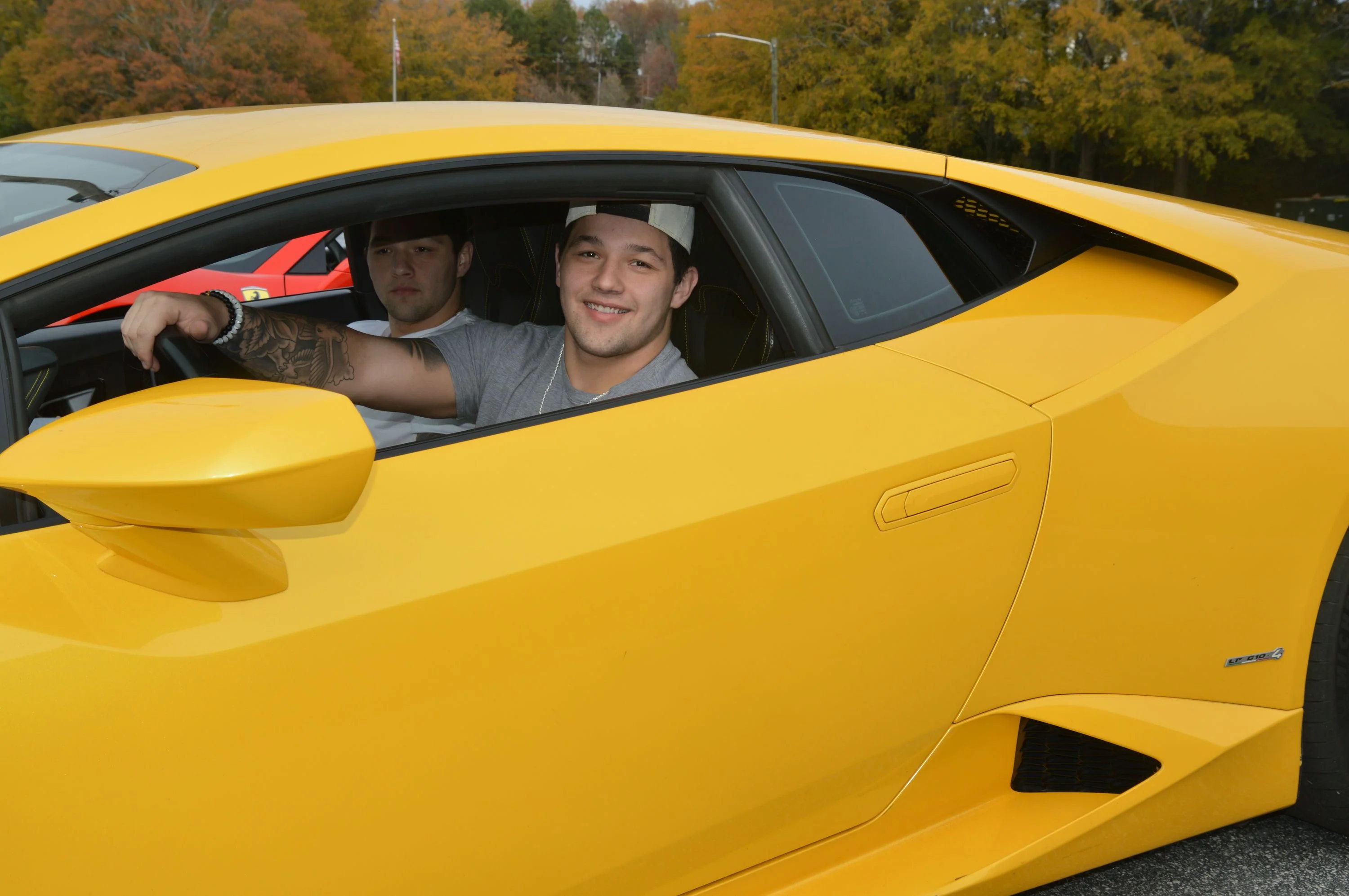 Nationwide Supercar Racing Experience: Drive 4 laps - Image 5