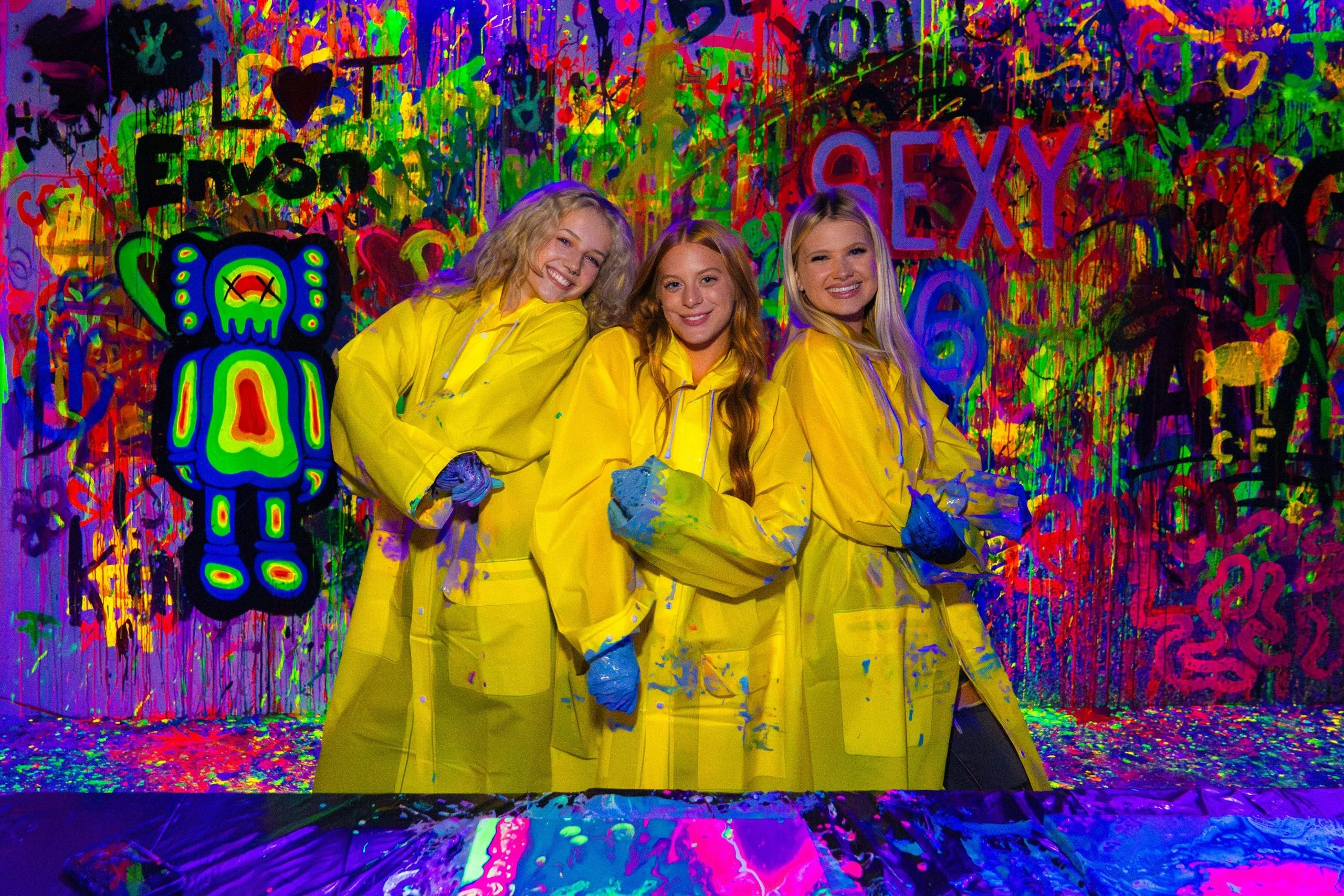 NYC Glow in the Dark Immersive Art Experience - Image 3