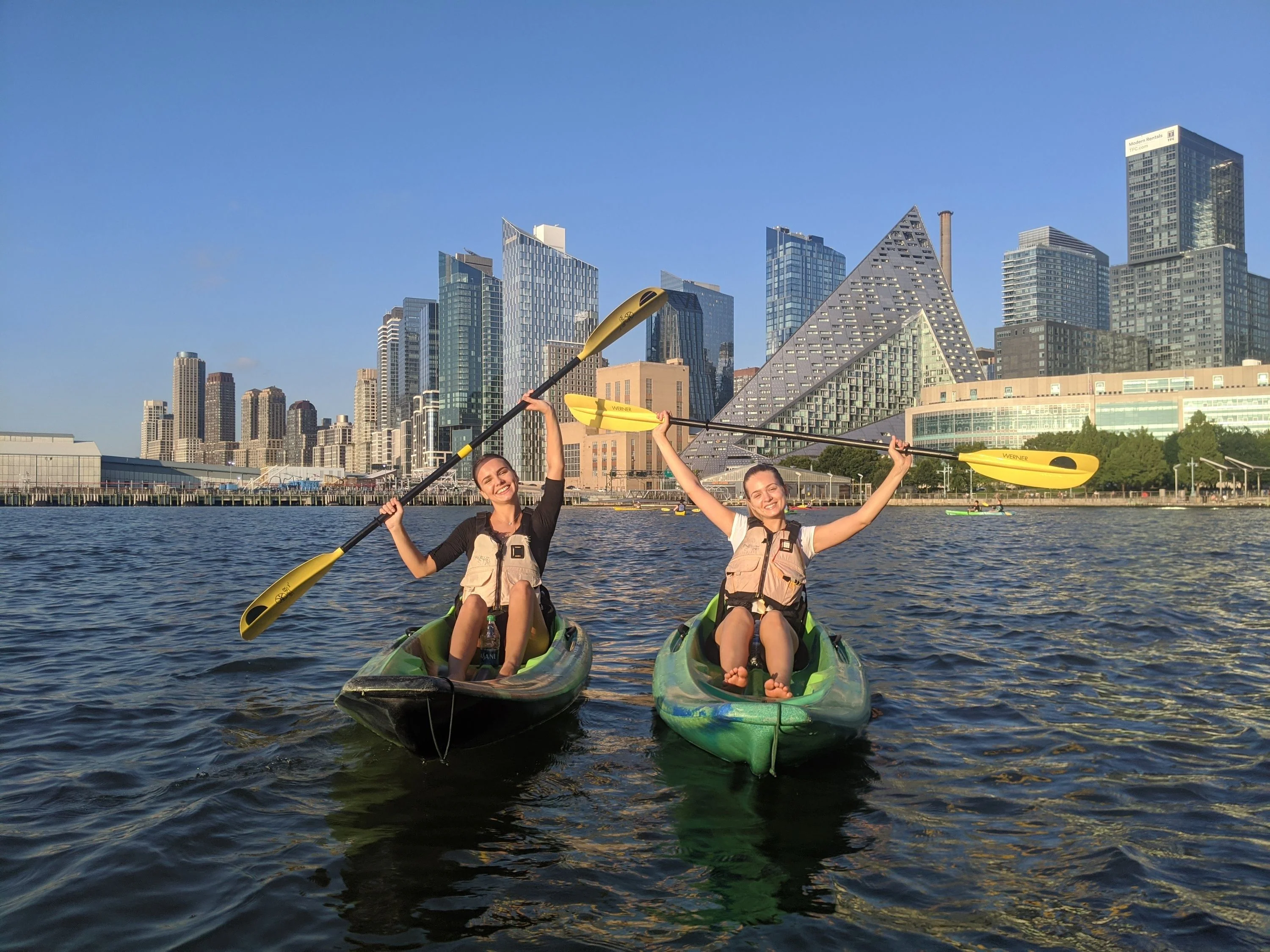 NYC Skyline Kayak Tour - Image 5