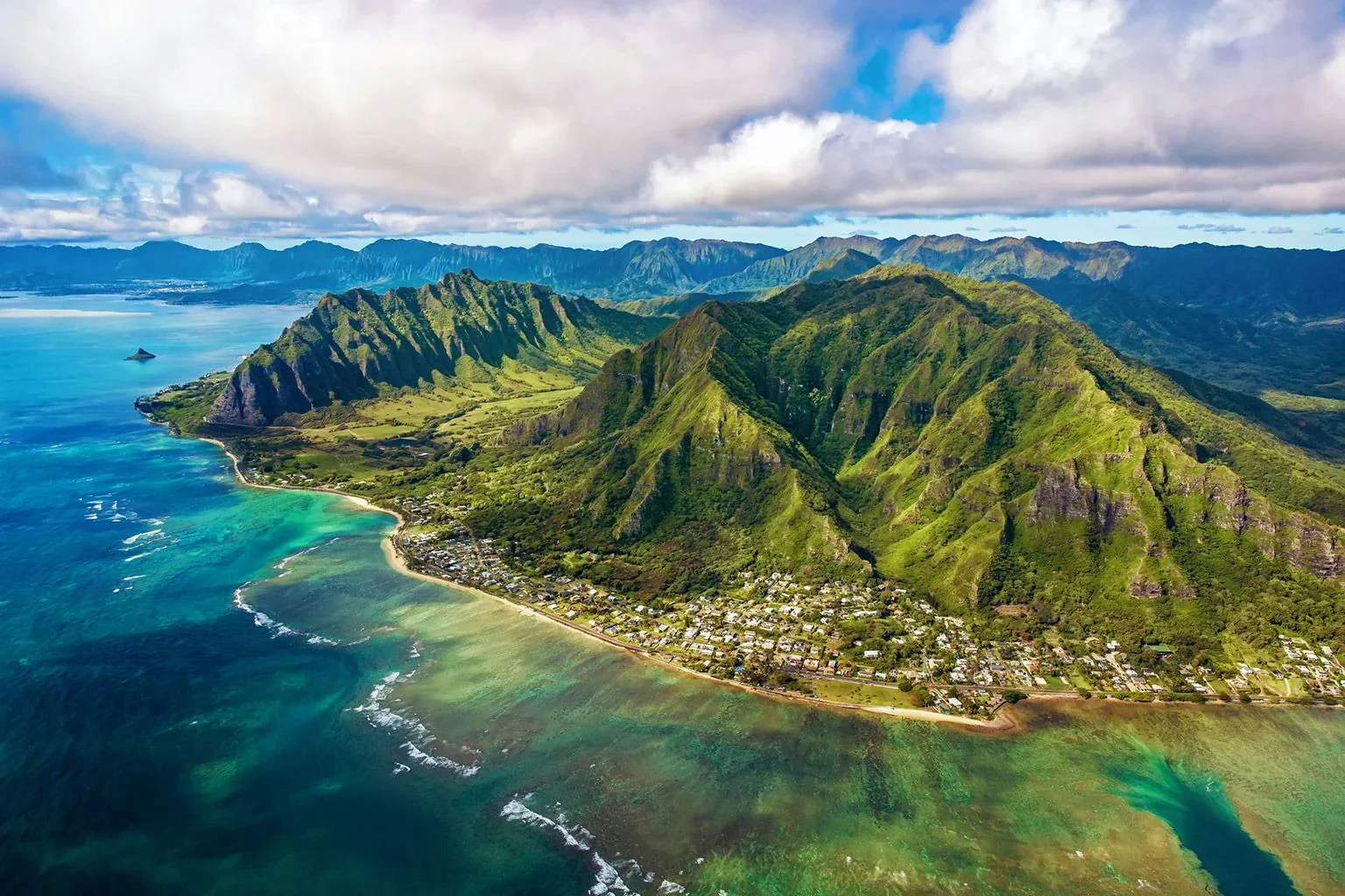 Oahu Proposal Helicopter Flight with Romantic Landing - Image 22