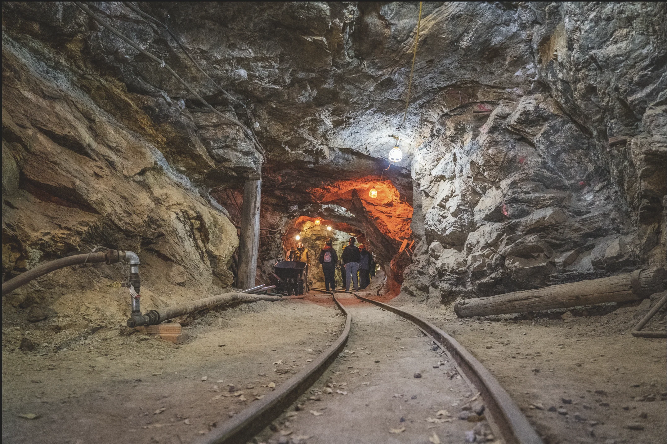 Phoenix Main Level Mine Tour and Gold Panning in Idaho Springs - Image 2