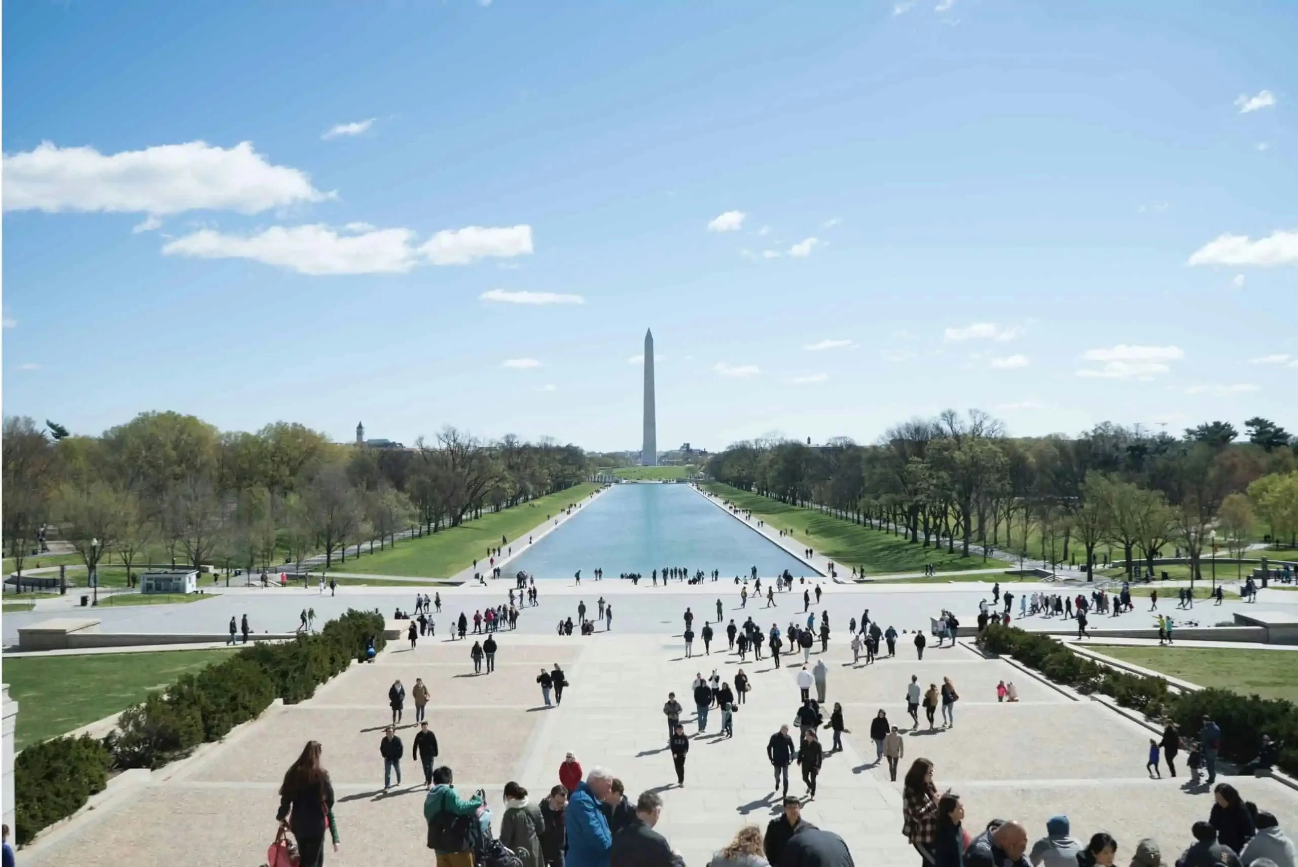 Private Classic Sites of Washington DC Guided SUV Tour