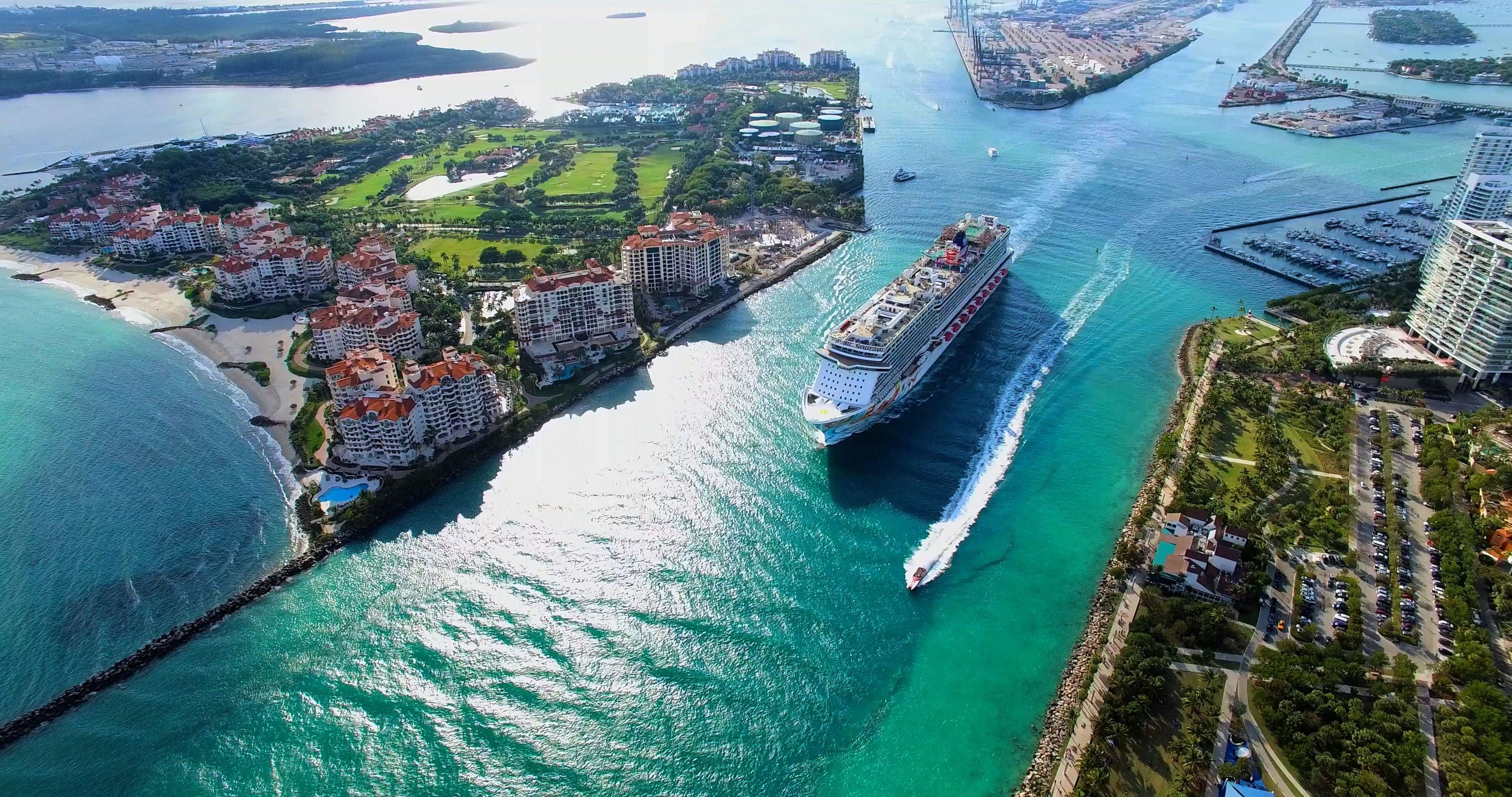 Private Miami Premium Helicopter Tour - Image 4