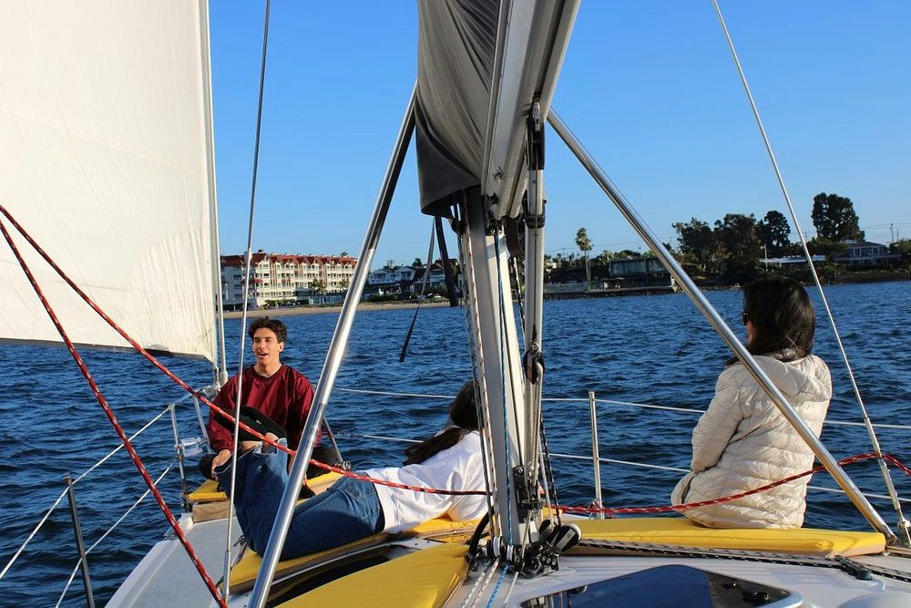2.5 Hour Private Sunset Family Sail on a 35ft Yacht - Image 4