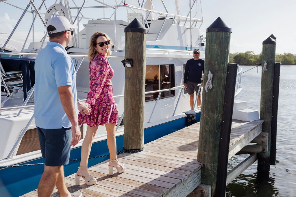 Private Yacht Sunset Cruise with Romance Package for 2 - Image 4