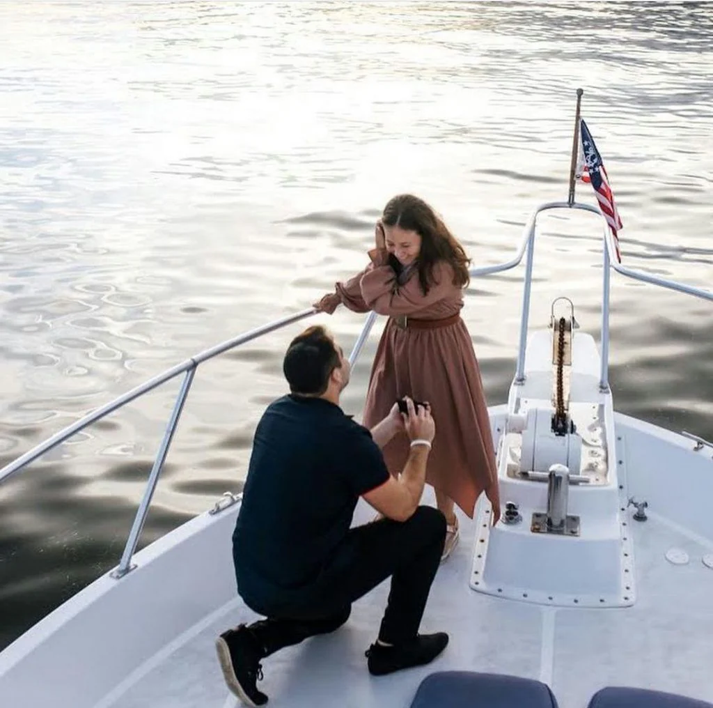 Private Yacht Sunset Cruise with Romance Package for 2 - Image 7
