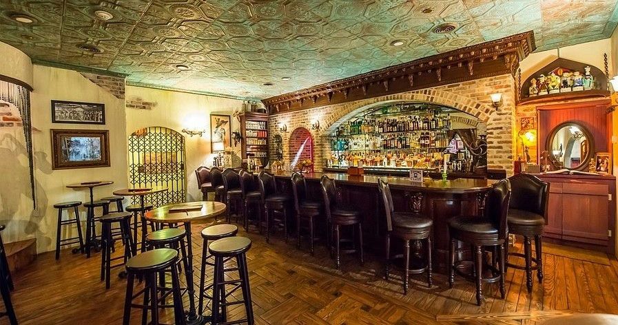 Prohibition Themed Happy Hour and Food Tour - Image 3