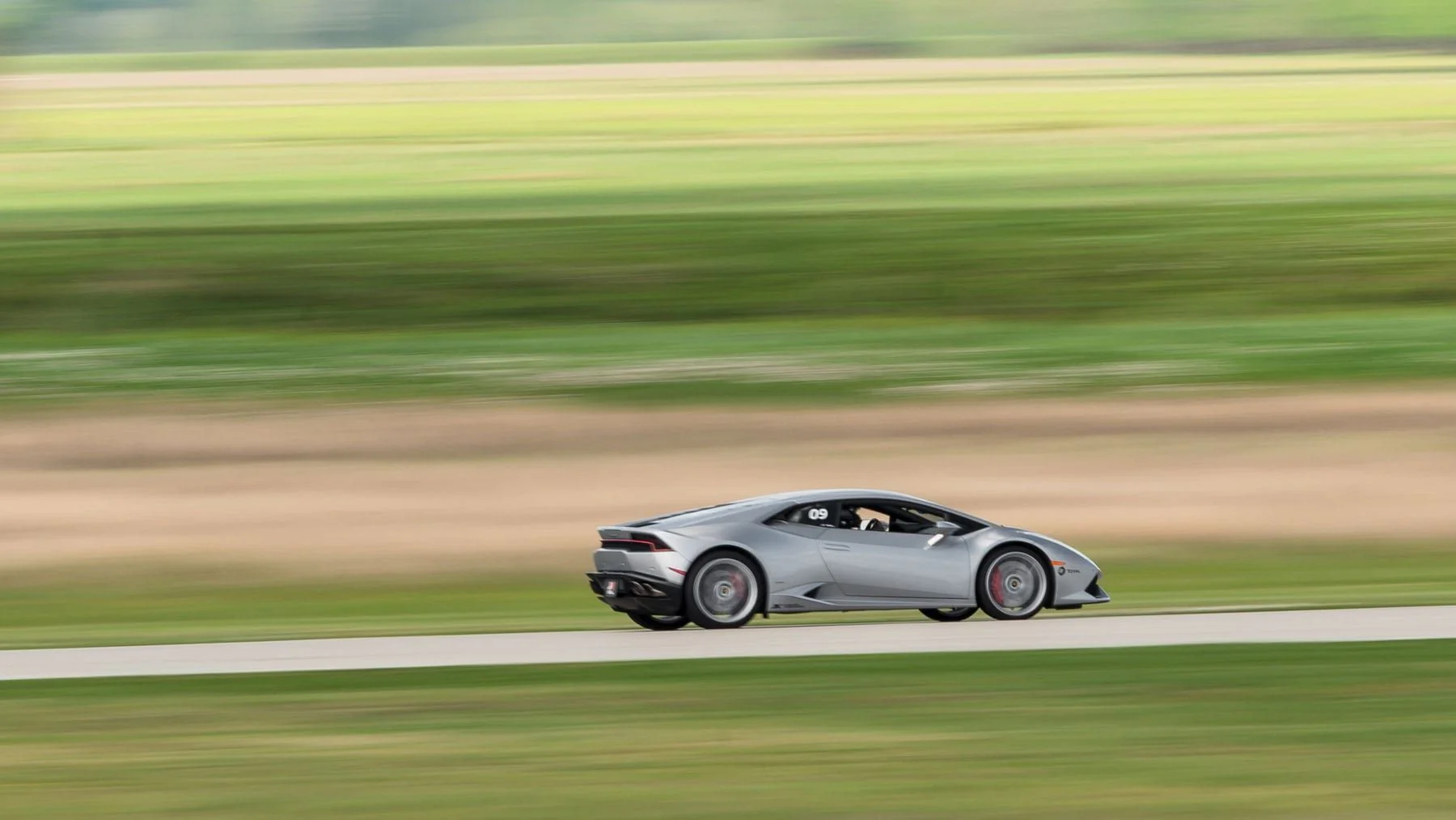 Race a Lamborghini Huracán - NOLA - Image 5